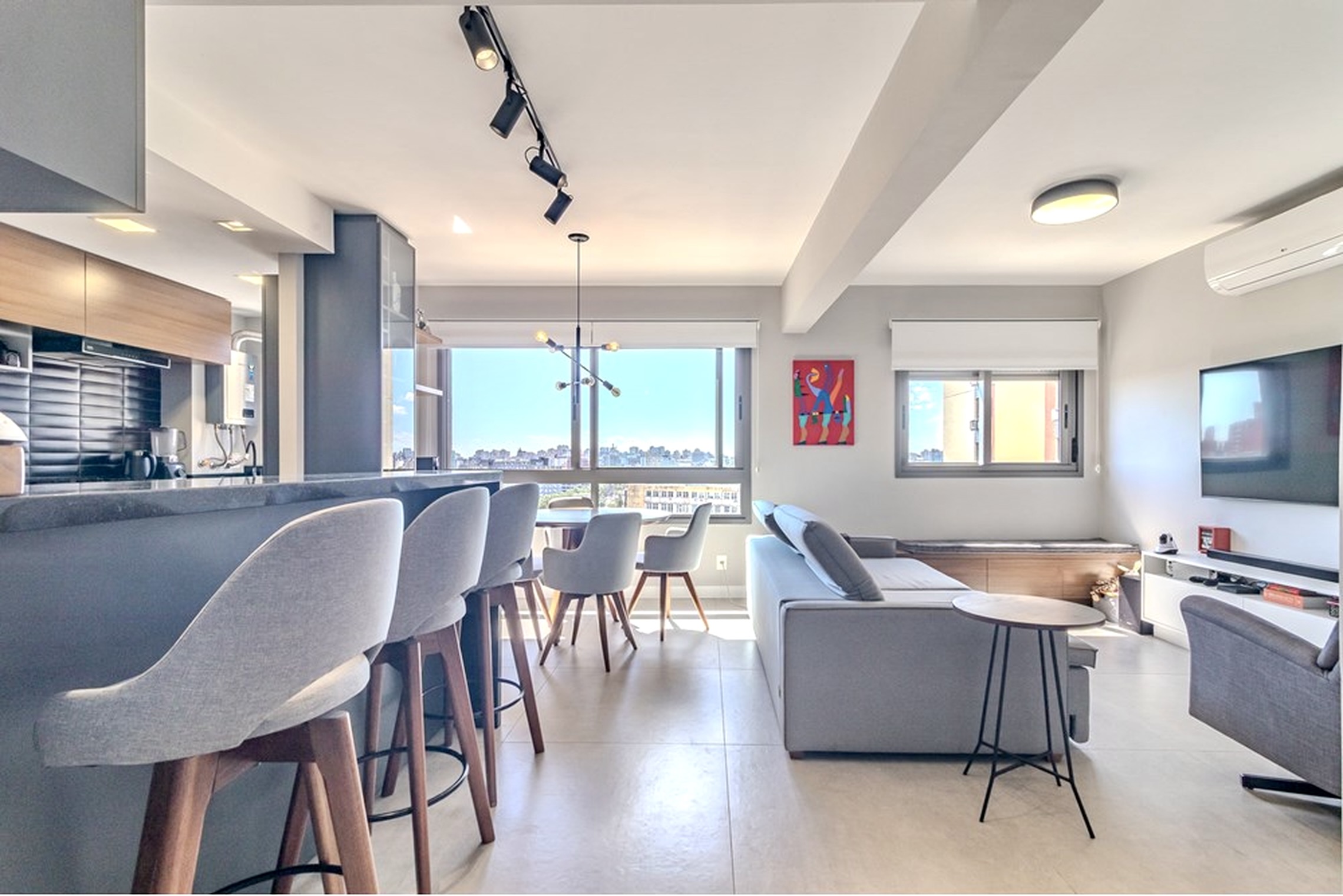 R$ 830.000 - LINDO APARTAMENTO - 75M2 - 2 DORM - SU&Iacute;TE - CHURRASQUEIRA - 2 VAGAS Avenida João Pessoa Porto Alegre - 