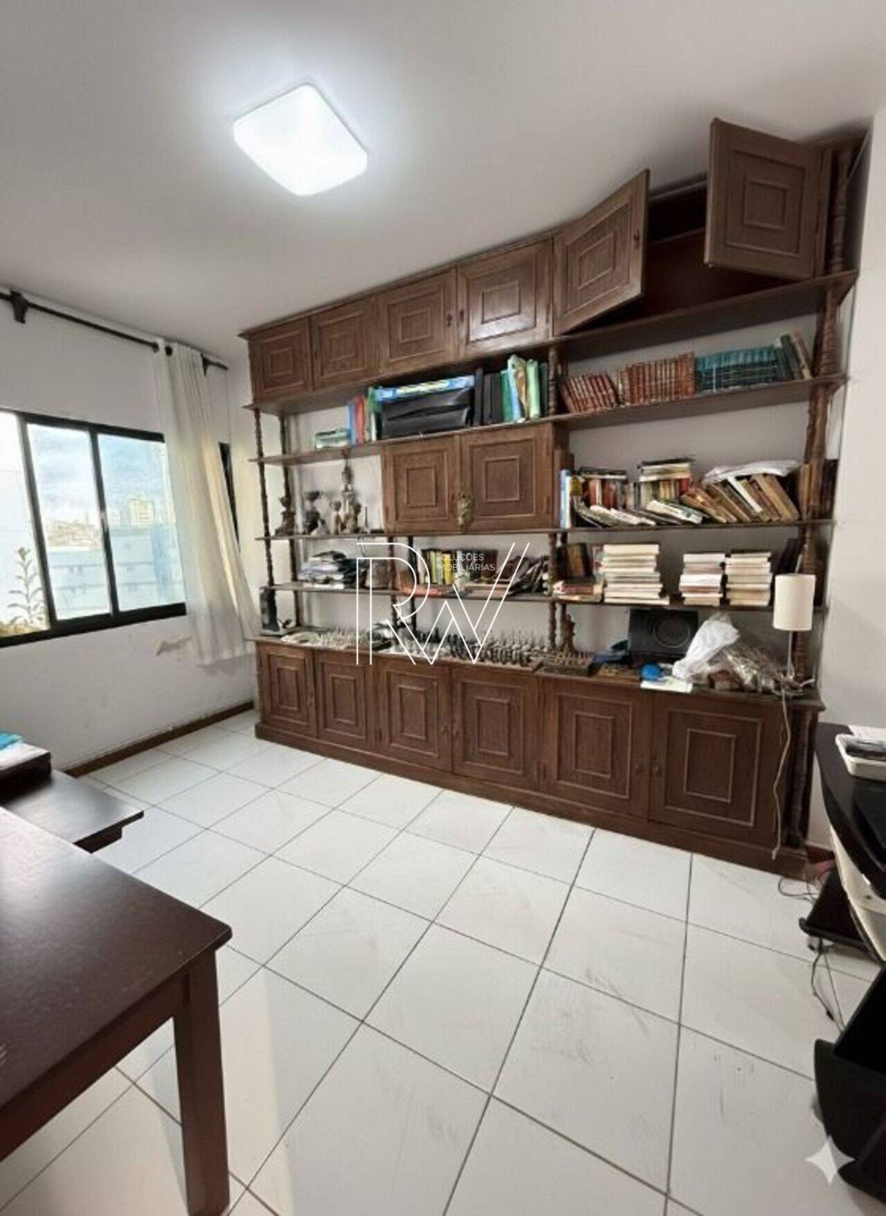 APARTAMENTO 3 QUARTOS SU&Iacute;TE DEPEND&Ecirc;NCIA 2 GARAGENS NASCENTE  &Agrave; VENDA NO JARDIM APIPEMA! Rua Nita Costa Salvador - 