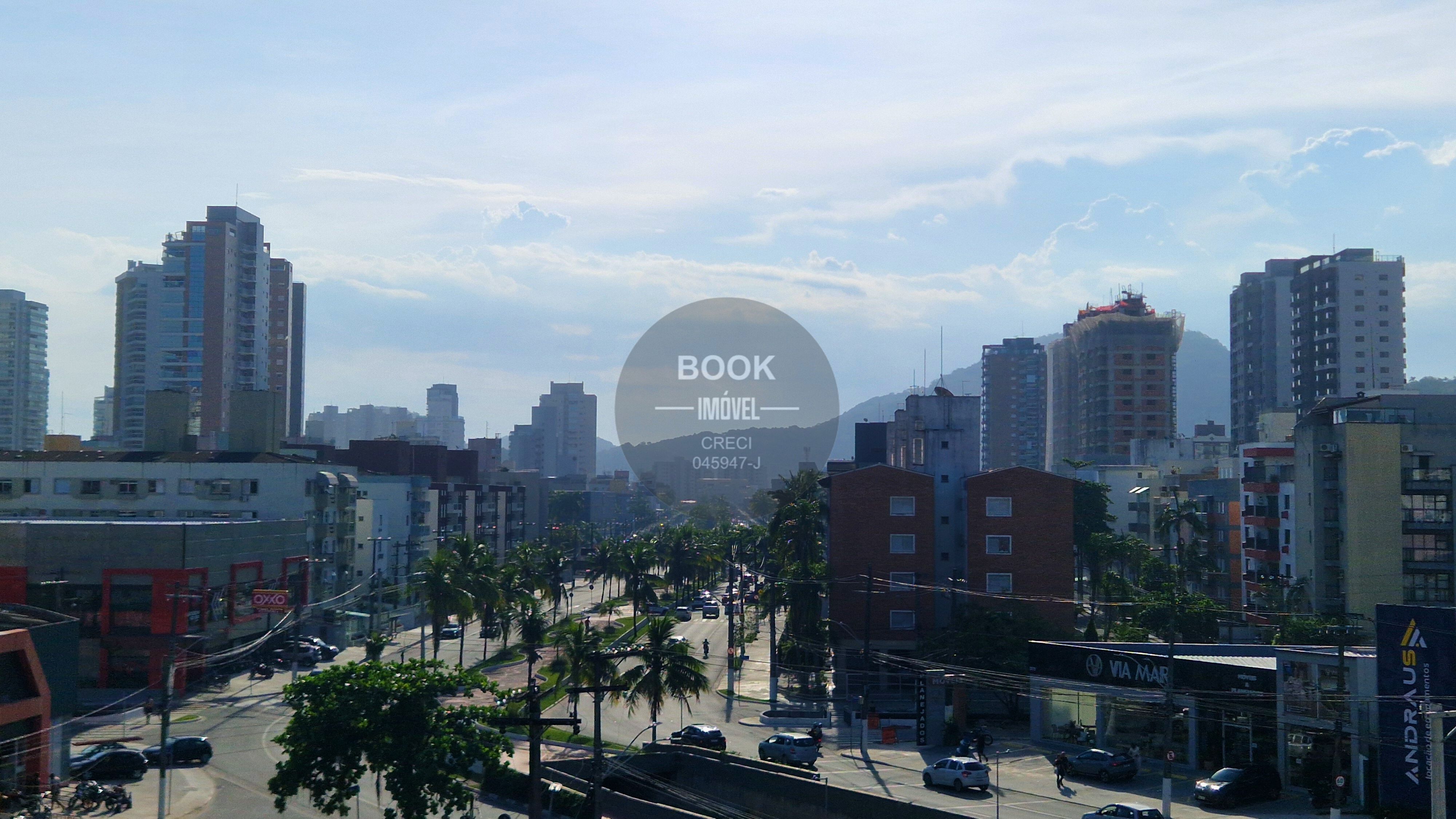 7 minutos caminhando para a praia Rua da Constituição Guarujá - 