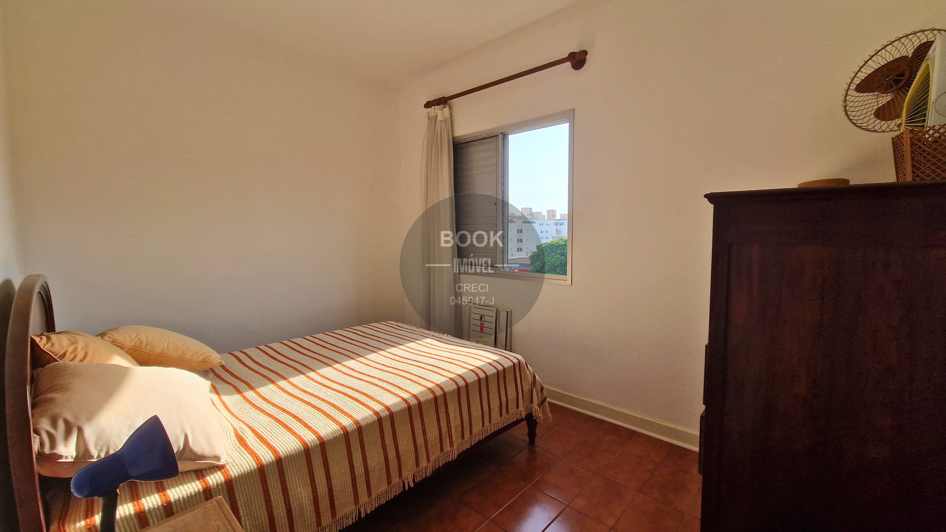 7 minutos caminhando para a praia Rua da Constituição Guarujá - 