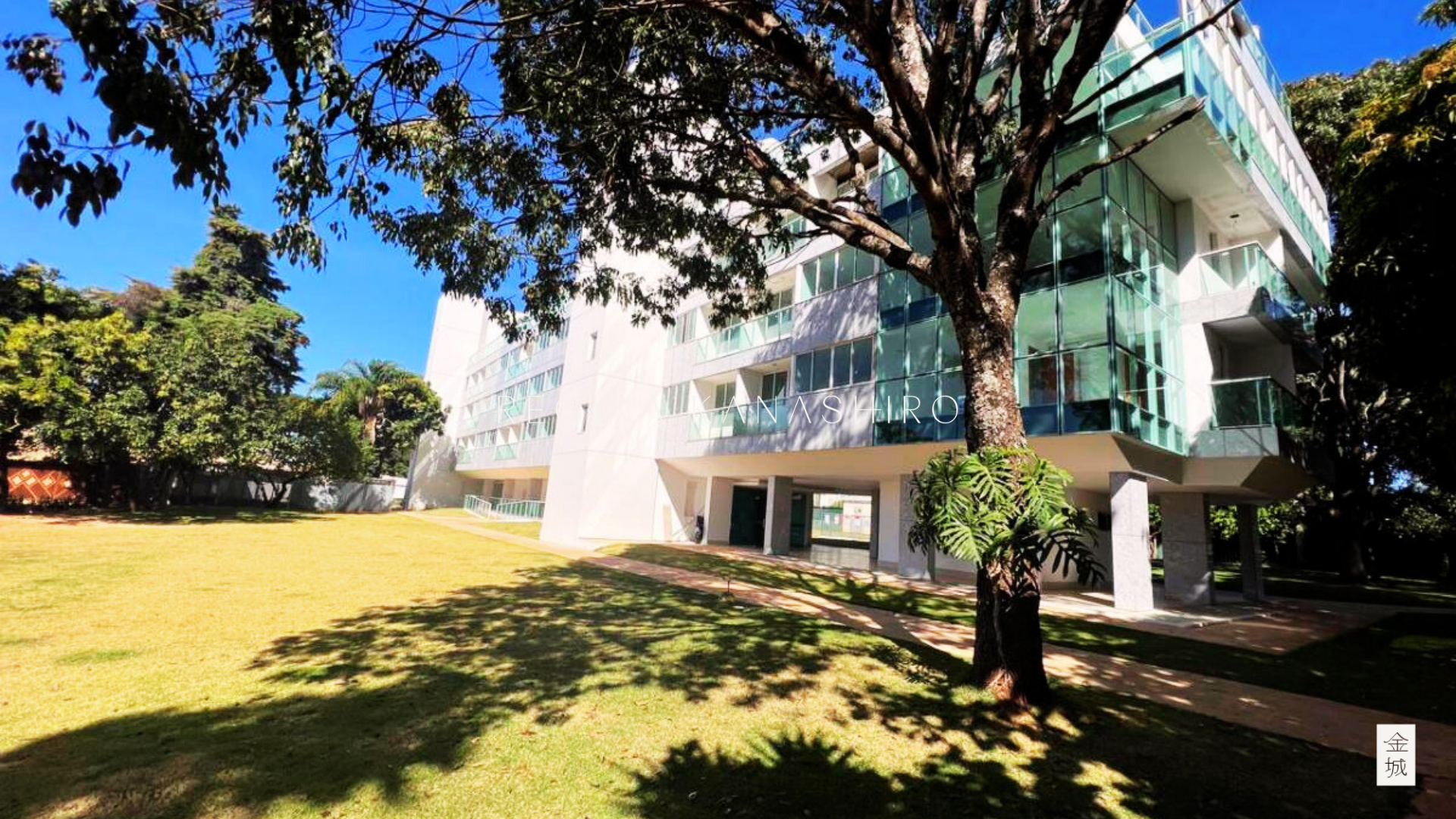 Life 703 | 39 m&sup2; | 1 su&iacute;te | 1 vaga | Aceitaa Pet Quadra SHCGN 703 Bloco R Brasília - 