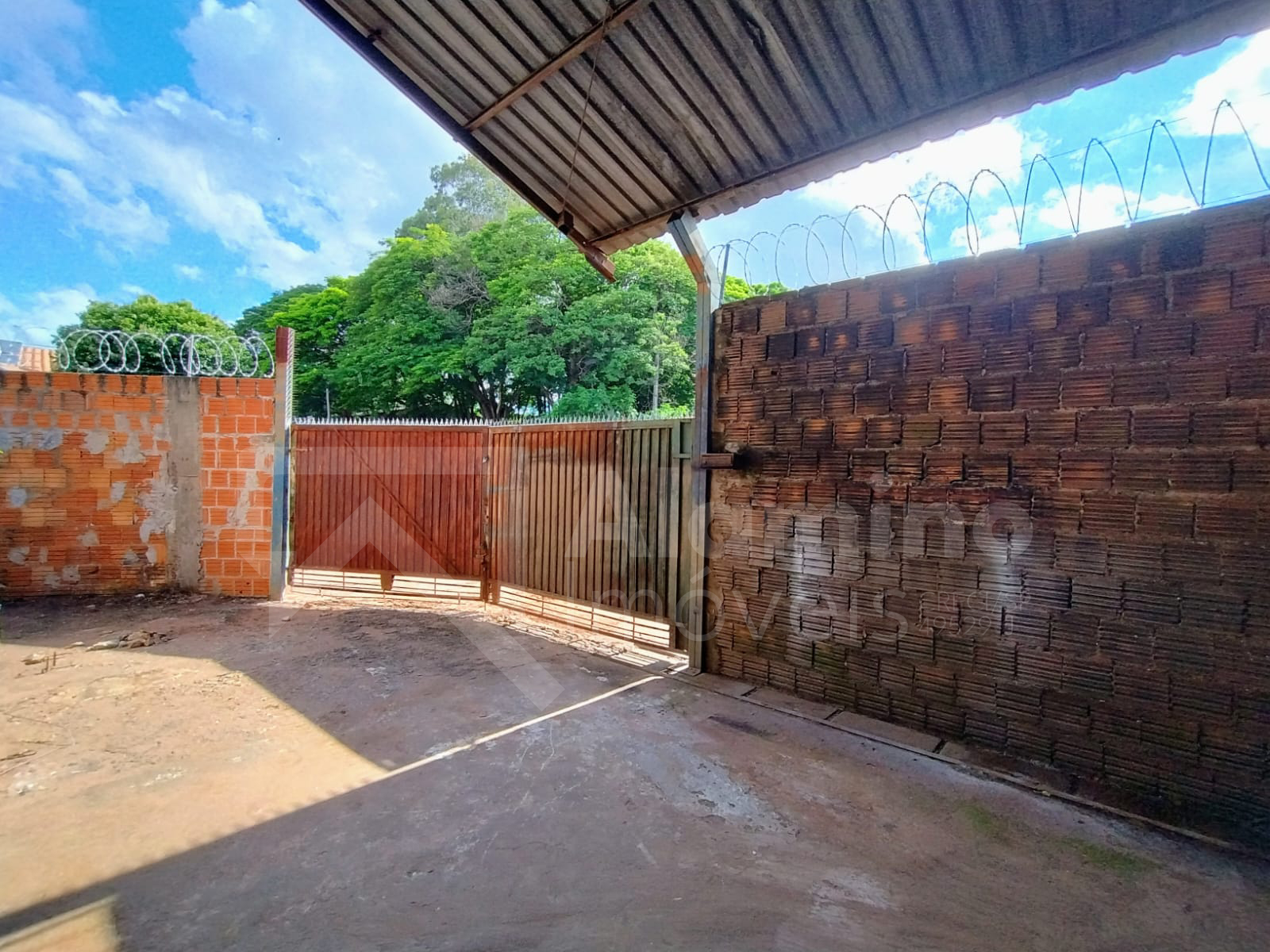 Parque J&uacute;lio N&oacute;brega - Barrac&atilde;o Comercial  Bauru - 