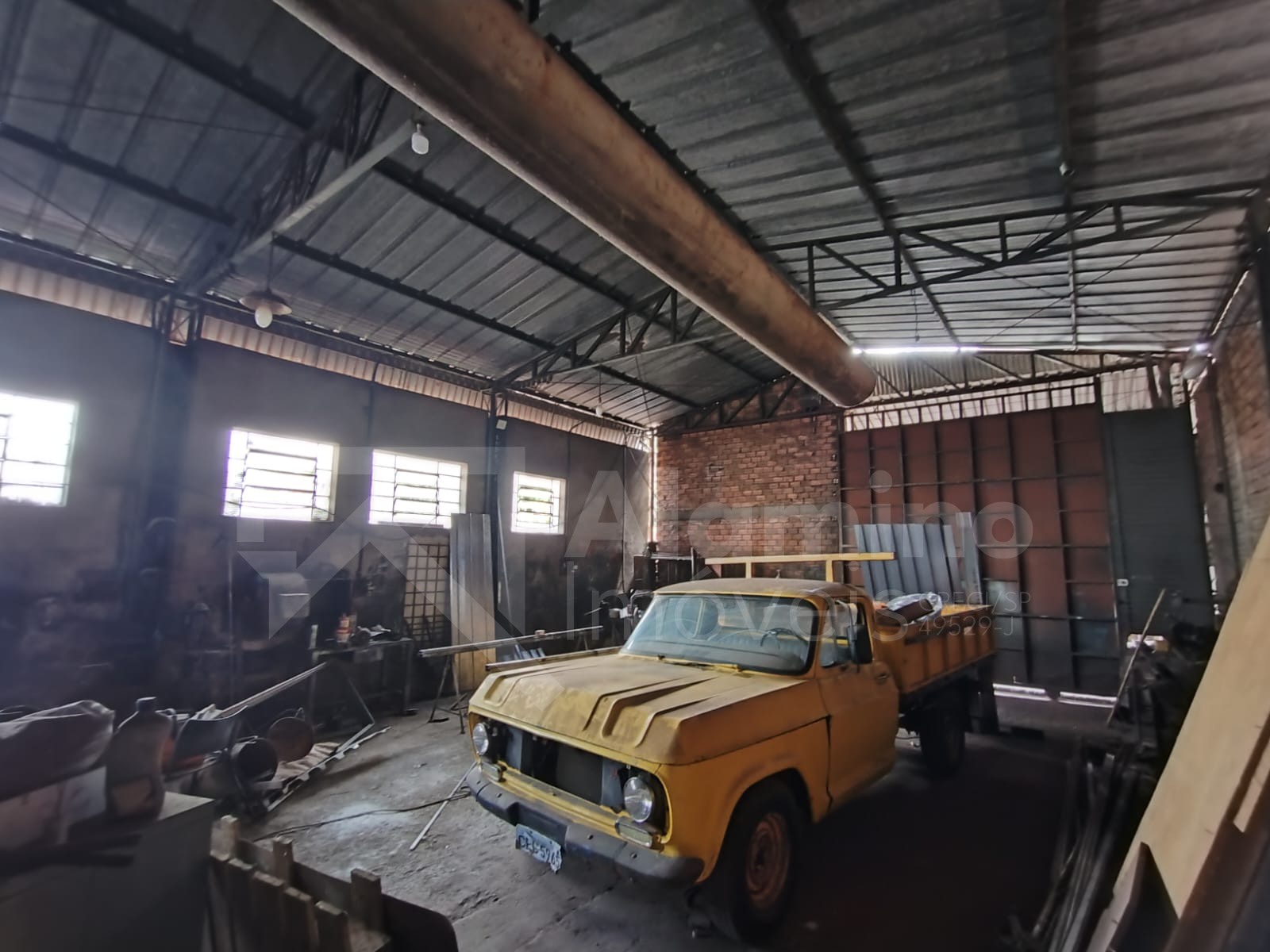 Parque J&uacute;lio N&oacute;brega - Barrac&atilde;o Comercial  Bauru - 