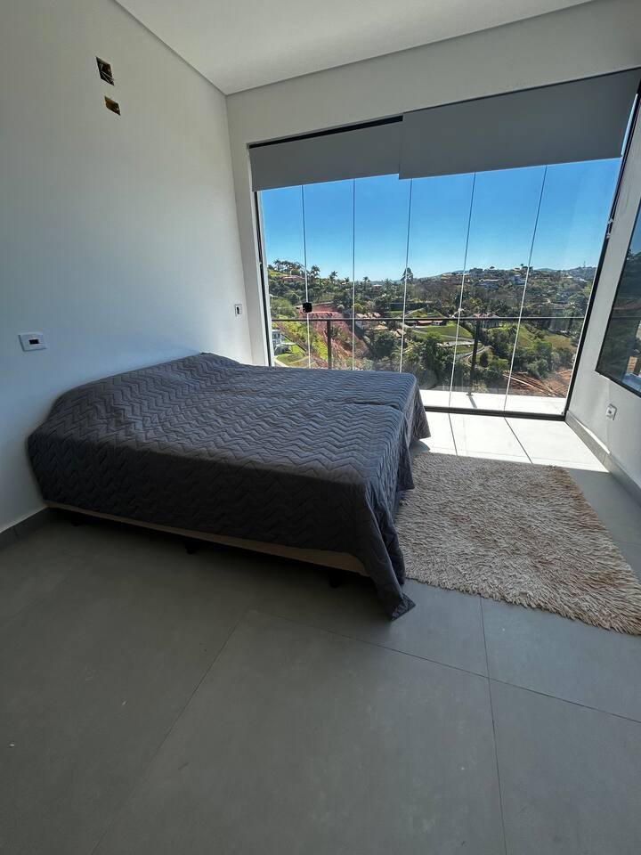 Excelente casa com vista para a represa &agrave; venda em condom&iacute;nio Rua das Aroeiras Igaratá - 