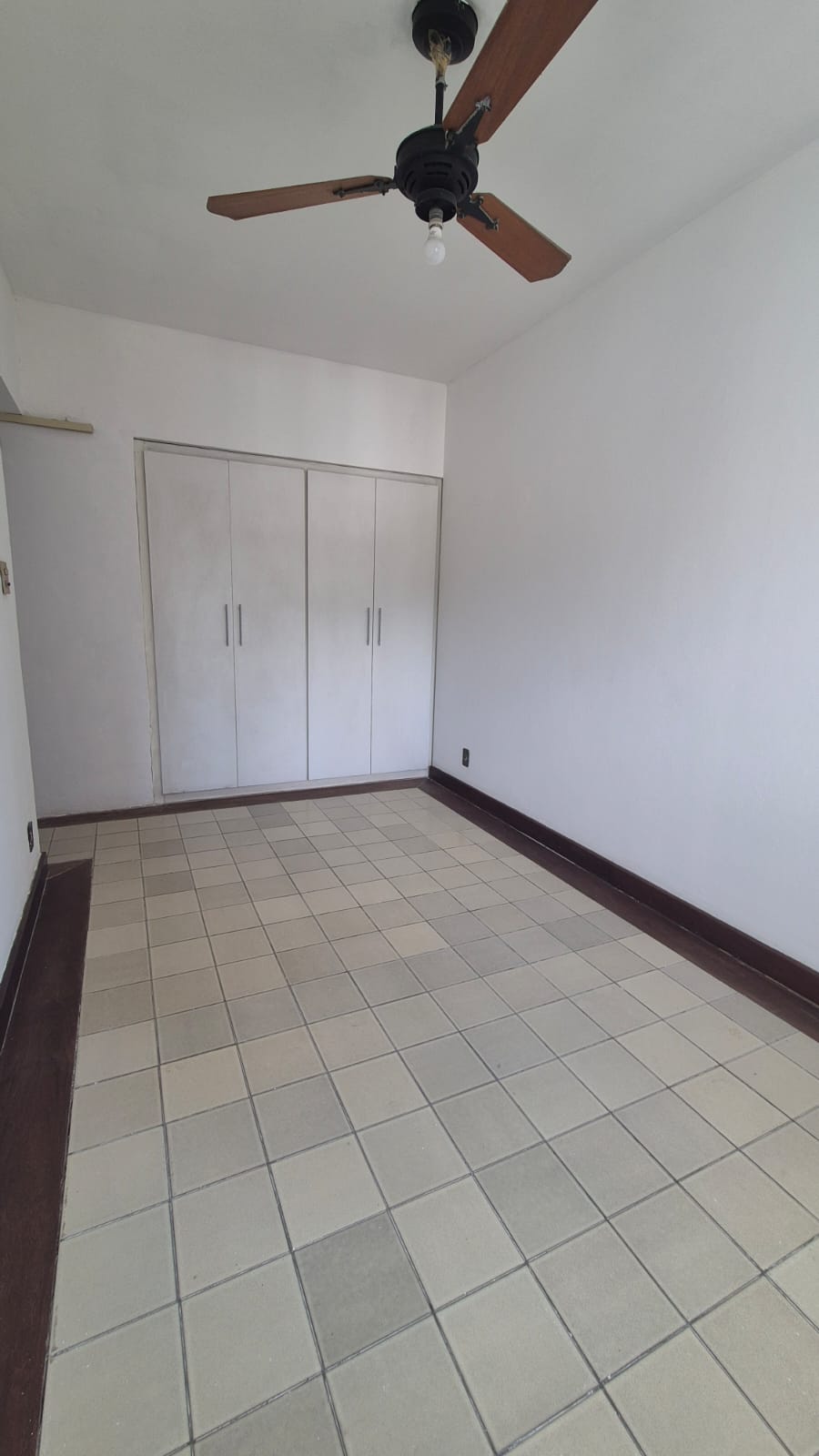 APARTAMENTO 2 QUARTOS ARM&Aacute;RIOS DEPEND&Ecirc;NCIA COMPLETA PORTARIA 24h &Agrave; VENDA NA GRA&Ccedil;A! Avenida Princesa Isabel Salvador - 