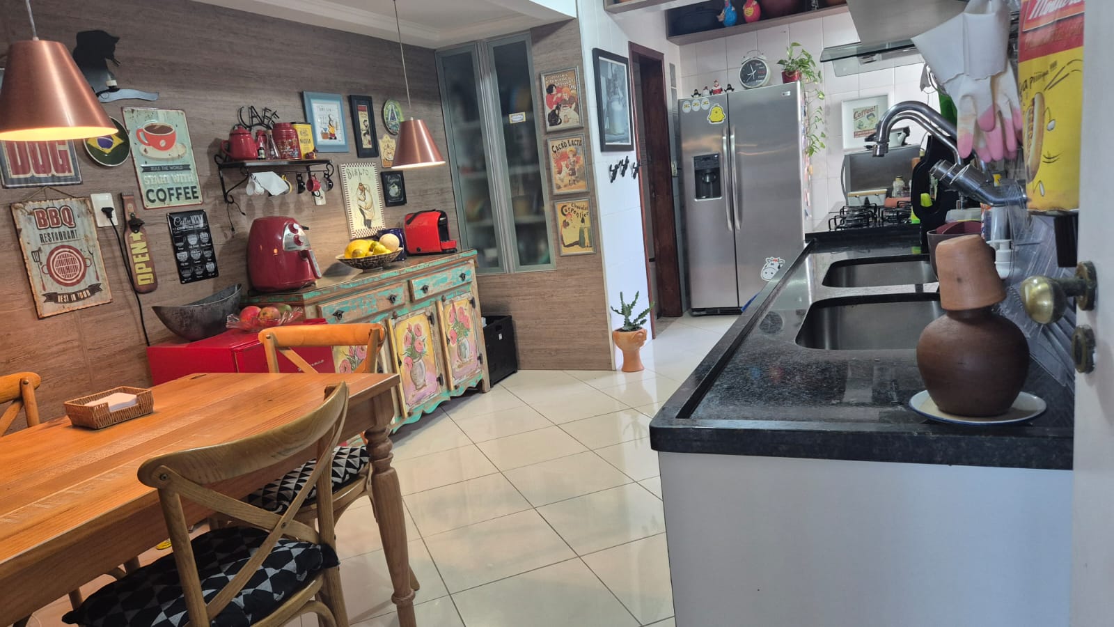 APARTAMENTO 4 QUARTOS 2 SU&Iacute;TES  VARANDA DEPEND&Ecirc;NCIA PORTARIA ELEVADOR &Agrave; VENDA NA GRA&Ccedil;A! Avenida Euclydes da Cunha Salvador - 