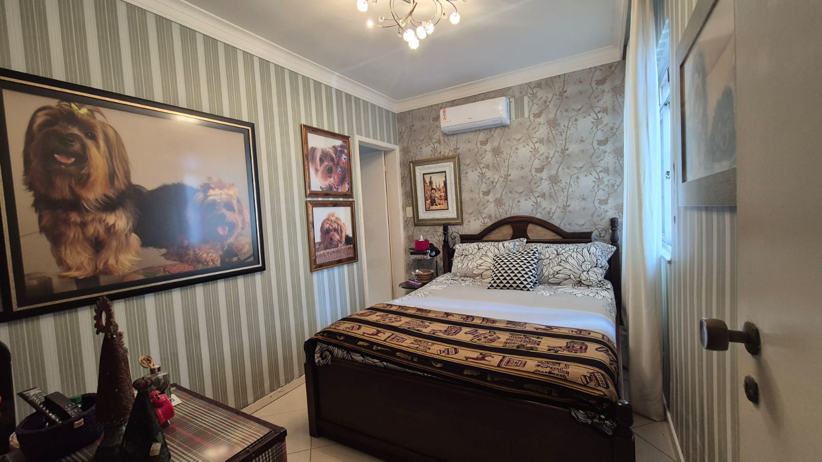 APARTAMENTO 4 QUARTOS 2 SU&Iacute;TES  VARANDA DEPEND&Ecirc;NCIA PORTARIA ELEVADOR &Agrave; VENDA NA GRA&Ccedil;A! Avenida Euclydes da Cunha Salvador - 