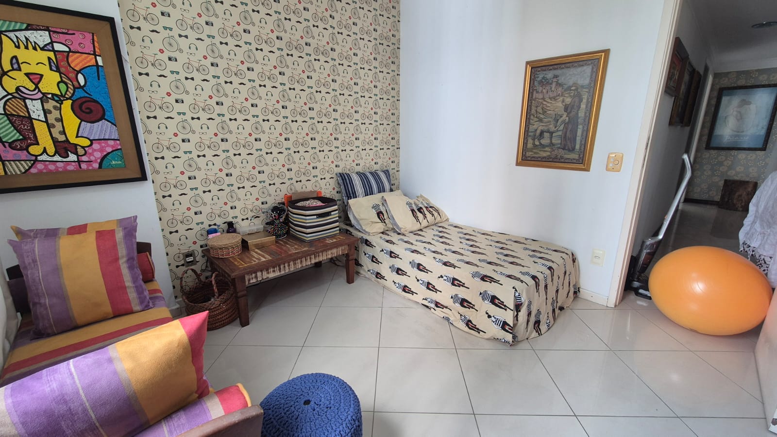 APARTAMENTO 4 QUARTOS 2 SU&Iacute;TES  VARANDA DEPEND&Ecirc;NCIA PORTARIA ELEVADOR &Agrave; VENDA NA GRA&Ccedil;A! Avenida Euclydes da Cunha Salvador - 