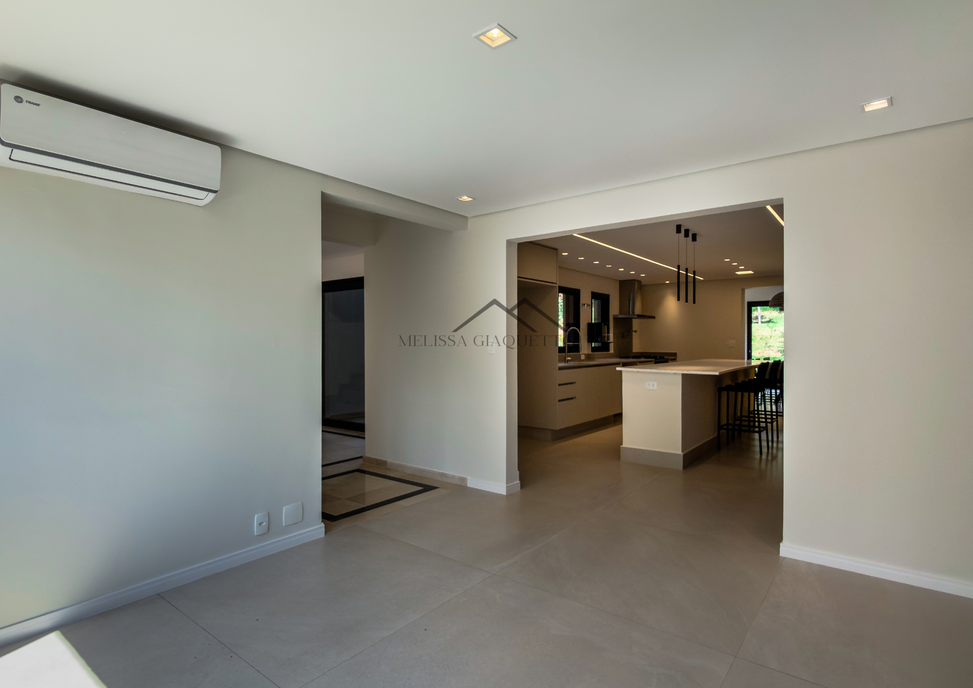 Tambor&eacute; 1 - Casa Alto Padr&atilde;o Avenida Ceci Barueri - 