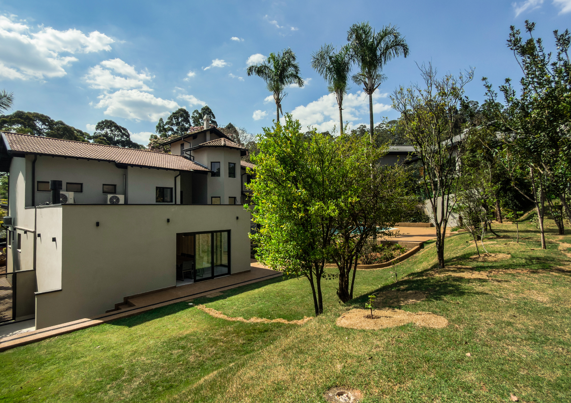 Tambor&eacute; 1 - Casa Alto Padr&atilde;o Avenida Ceci Barueri - 