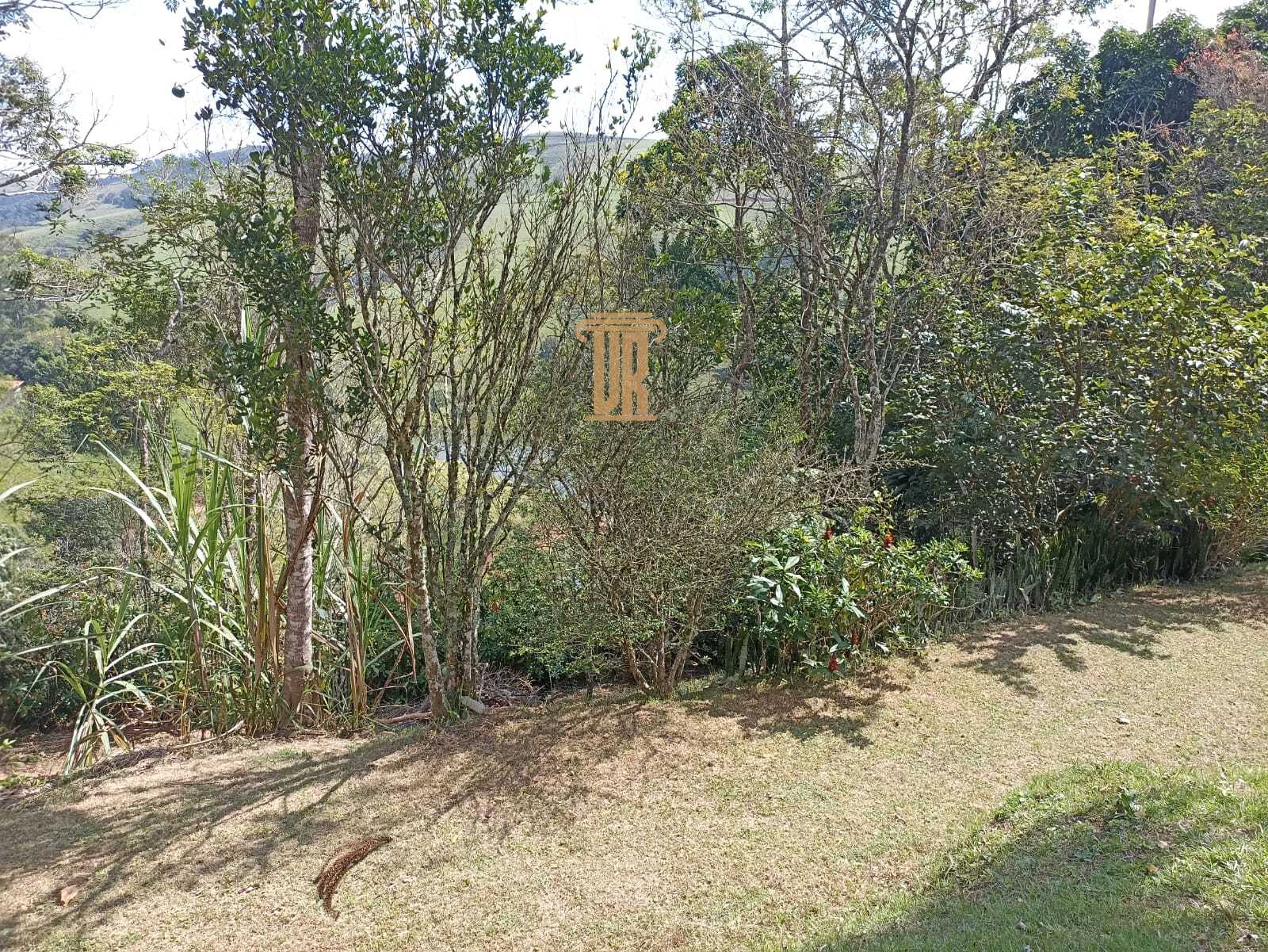 Ch&aacute;cara de 3.800m&sup2; em S&atilde;o Jos&eacute; dos Campos - SP  São José dos Campos - 