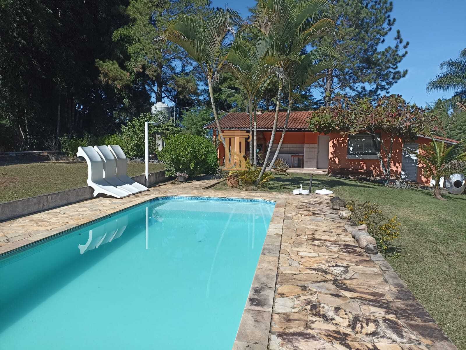 Ch&aacute;cara de 3.800m&sup2; em S&atilde;o Jos&eacute; dos Campos - SP  São José dos Campos - 