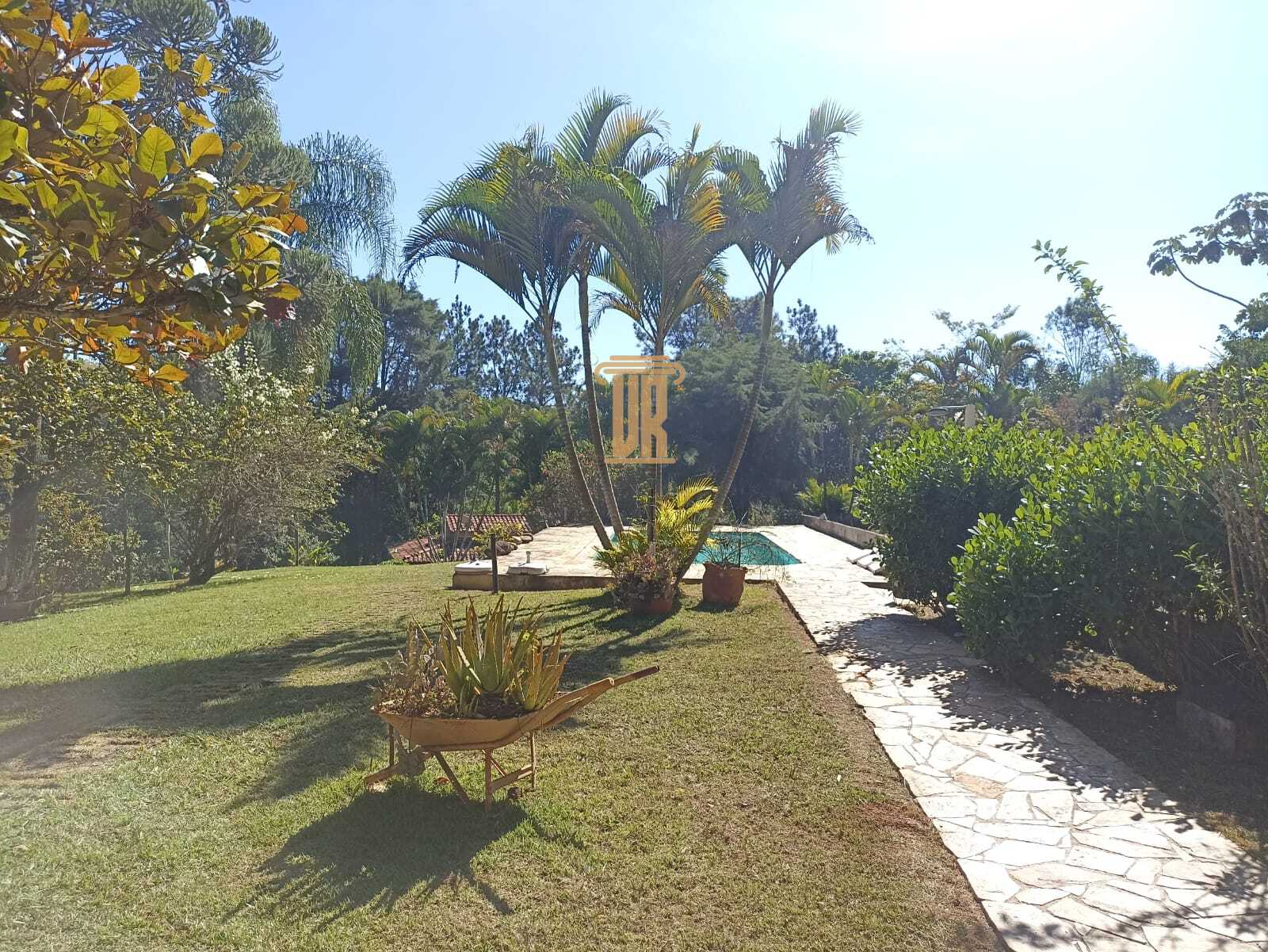 Ch&aacute;cara de 3.800m&sup2; em S&atilde;o Jos&eacute; dos Campos - SP  São José dos Campos - 