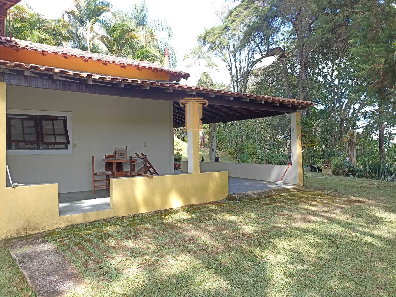 Ch&aacute;cara de 3.800m&sup2; em S&atilde;o Jos&eacute; dos Campos - SP  São José dos Campos - 