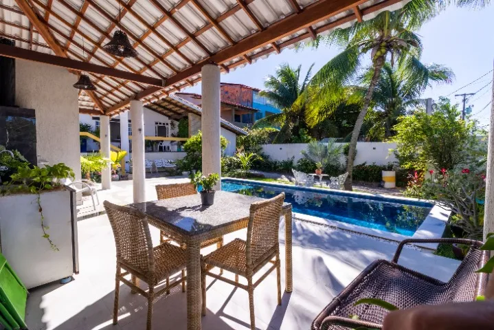 Casa em Jau&aacute; 3/4 com piscina, &aacute;rea gourmet e energia solar Rua Belgrado Camaçari - 