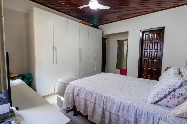 Casa em Jau&aacute; 3/4 com piscina, &aacute;rea gourmet e energia solar Rua Belgrado Camaçari - 