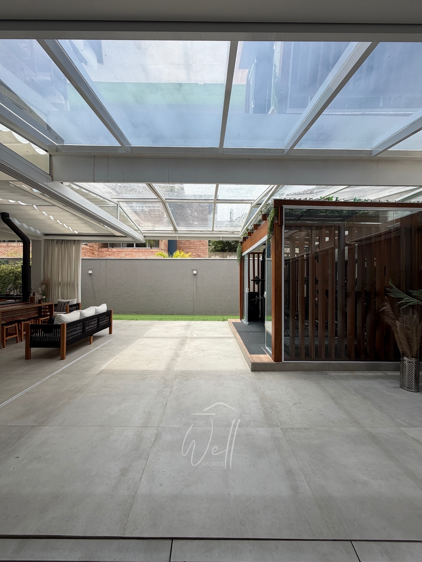 Mans&atilde;o mobiliada no Condominio Swiss Park 450m2 - 04 Suites - 04 vagas  Barueri - 