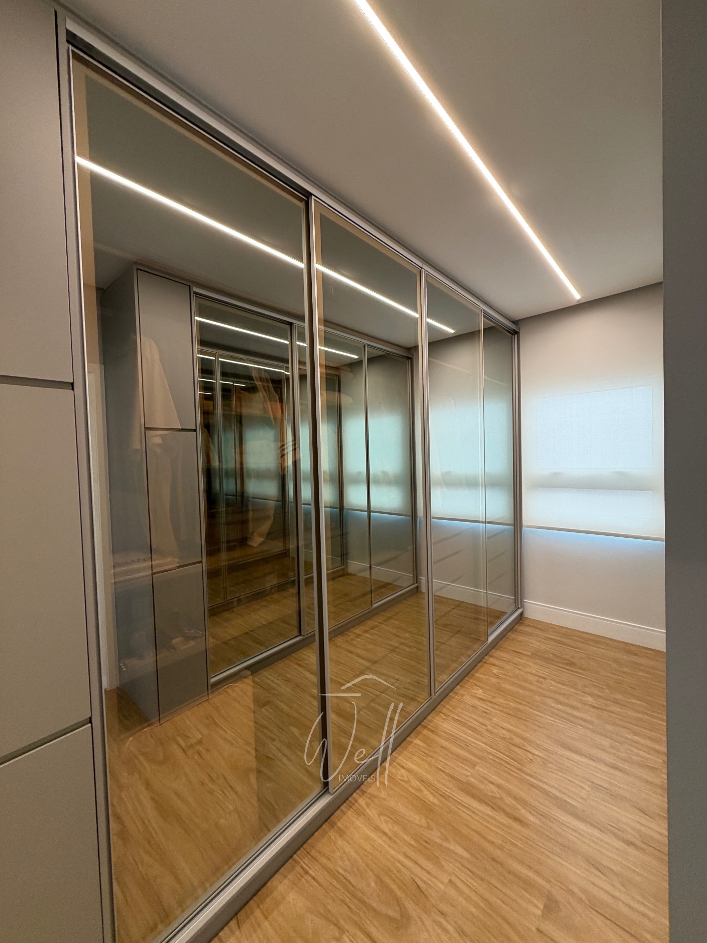 Mans&atilde;o mobiliada no Condominio Swiss Park 450m2 - 04 Suites - 04 vagas  Barueri - 