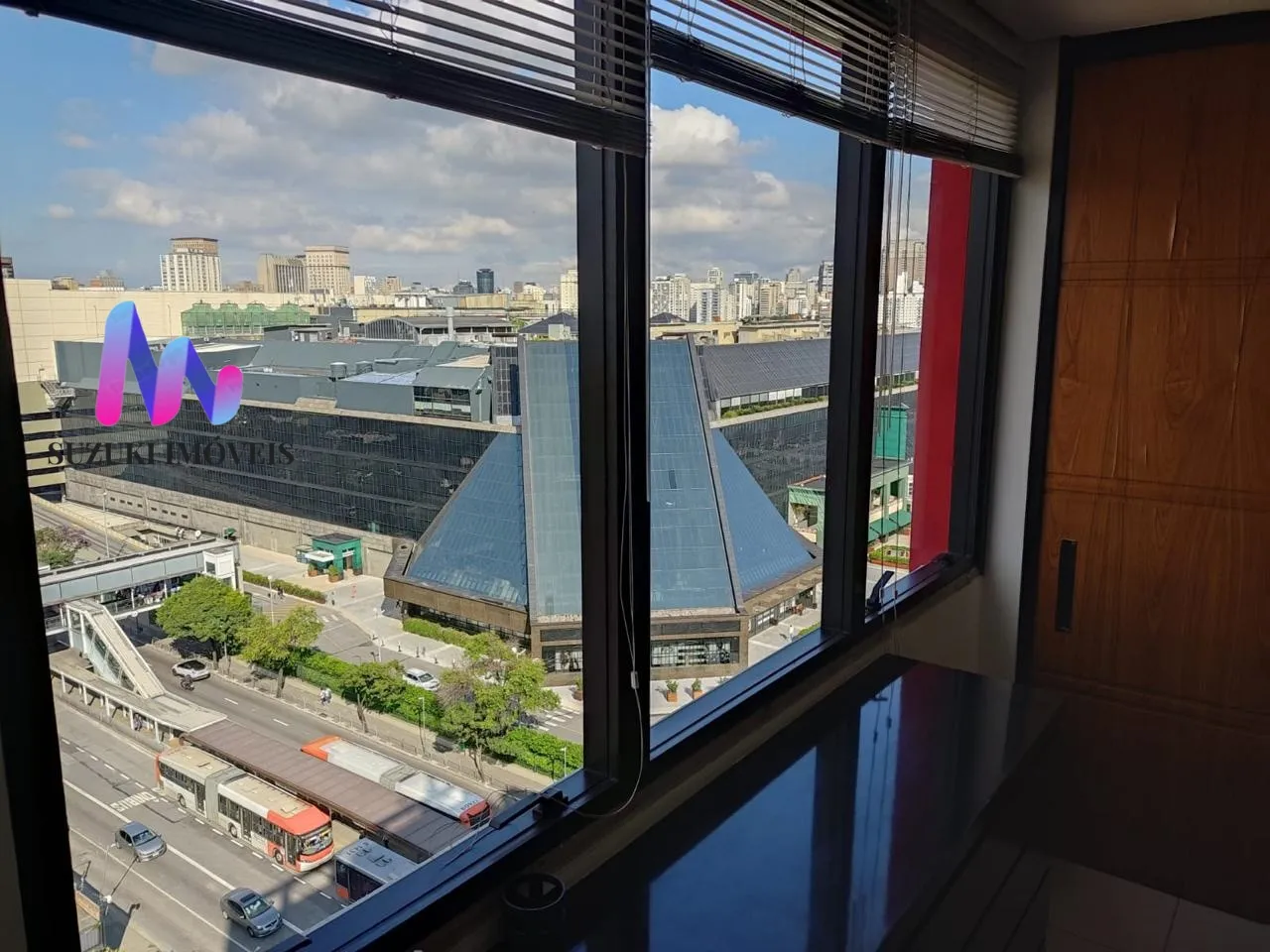 SALA COMERCIAL PARA LOCA&Ccedil;&Atilde;O PINHEIROS !! Avenida Eusébio Matoso - - 