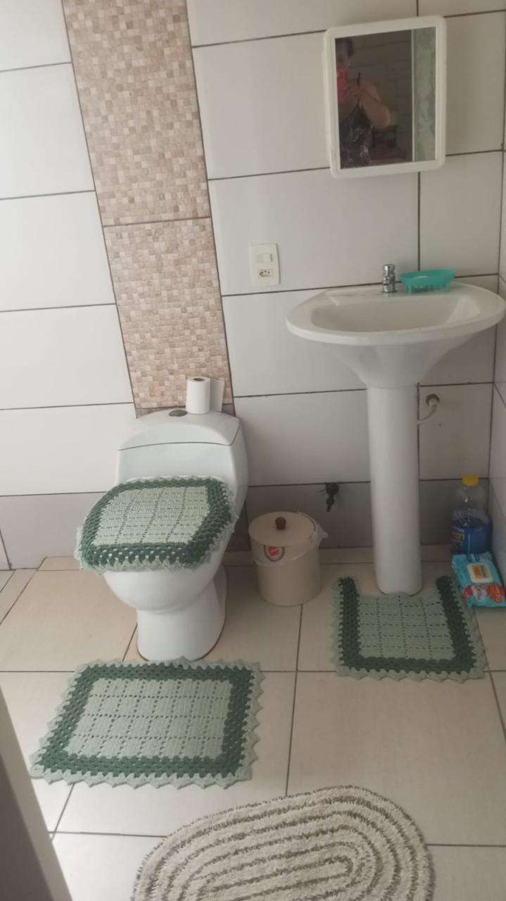 Casa de Madeira no Sert&atilde;o do Valongo  em Porto Belo SC Rua Valdemar Marinh Caetano Porto Belo - 