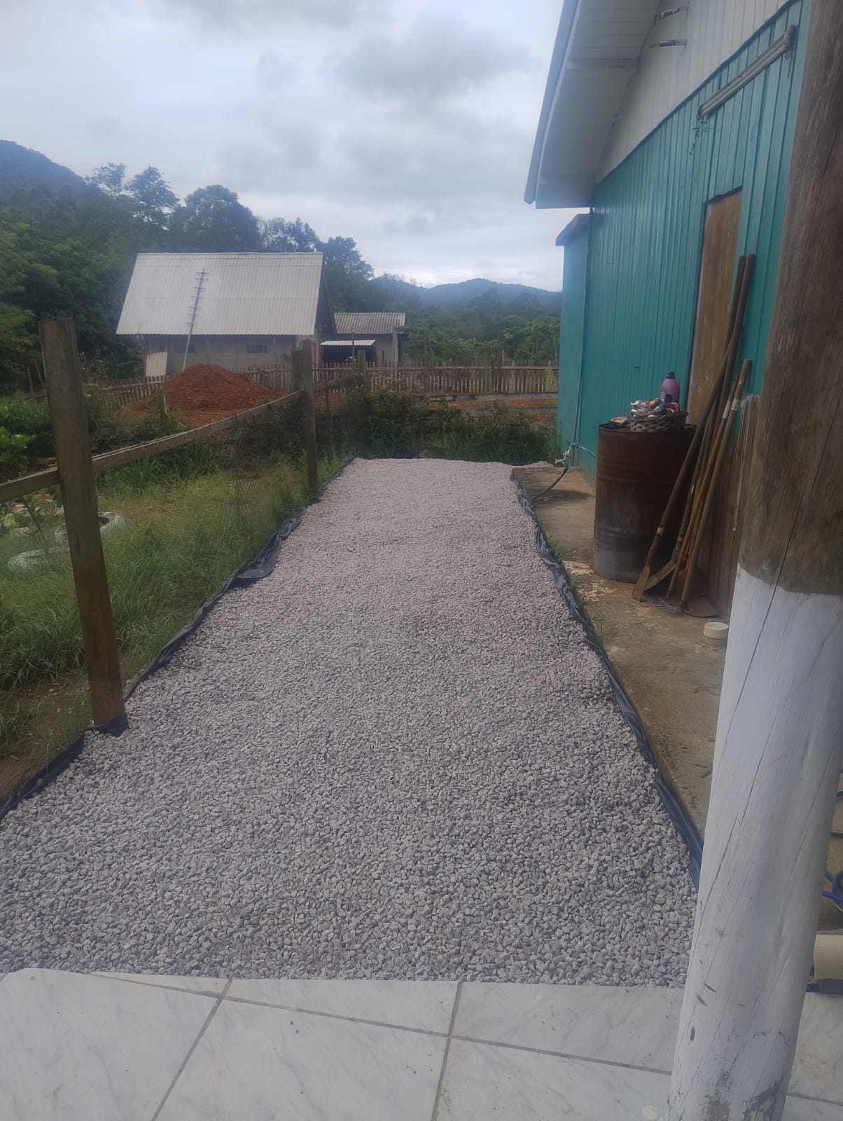 Casa de Madeira no Sert&atilde;o do Valongo  em Porto Belo SC Rua Valdemar Marinh Caetano Porto Belo - 