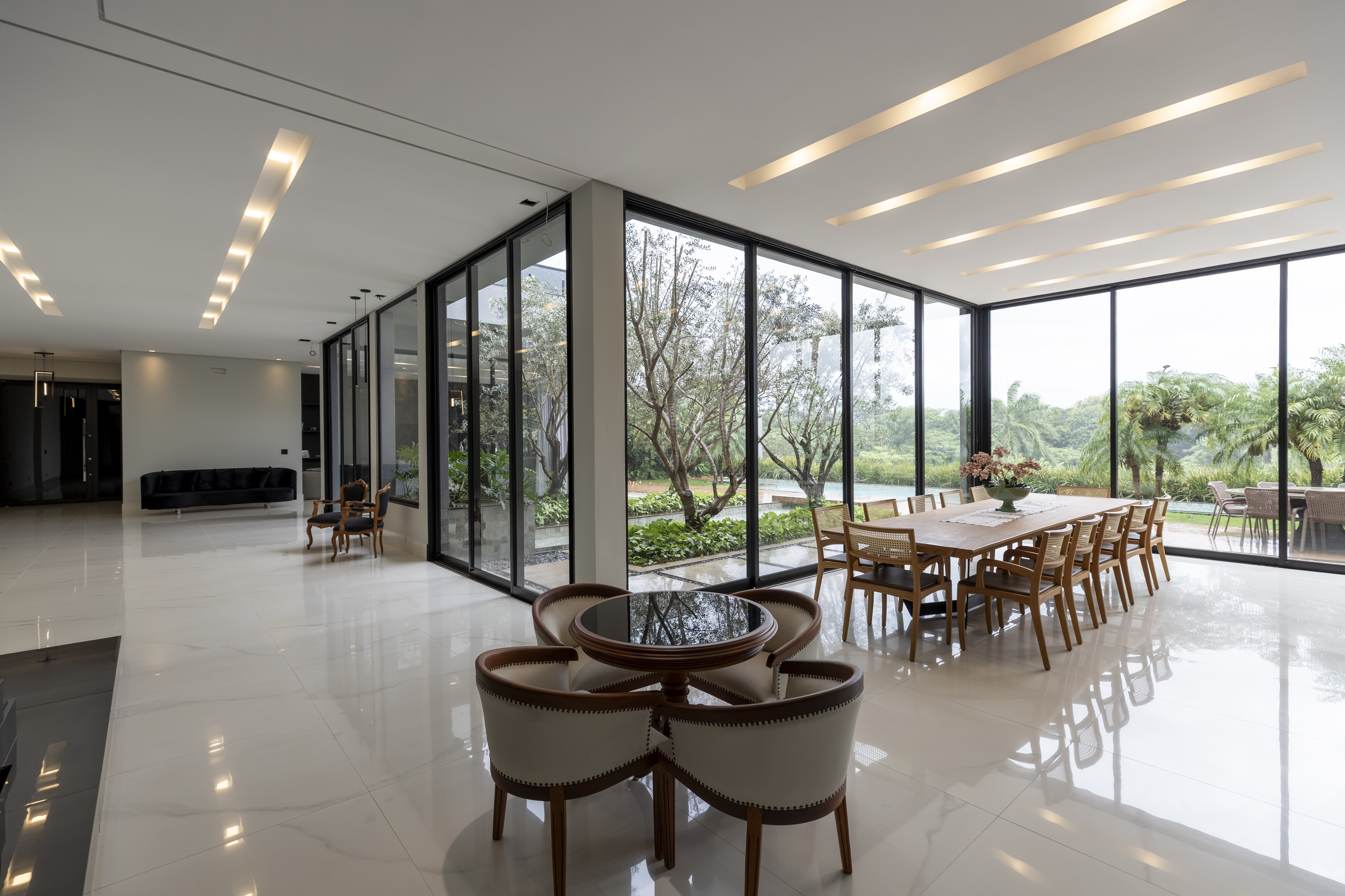 Casa &agrave; Venda Condominio Residencial Fazenda Santa Maria, 812m&sup2;, 3 Su&iacute;tes, Cravinhos/SP Rua Magnolias  CRAVINHOS - 