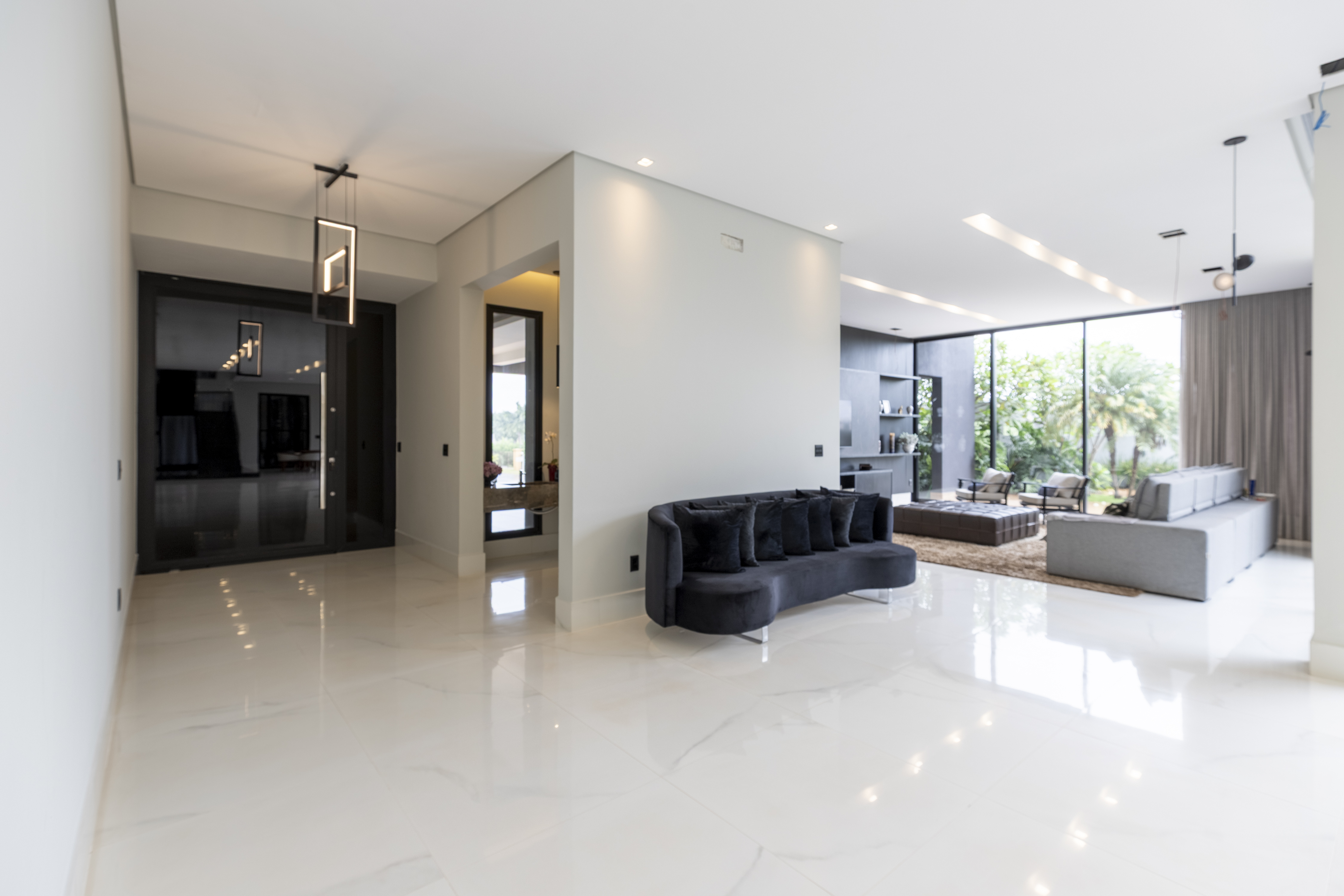 Casa &agrave; Venda Condominio Residencial Fazenda Santa Maria, 812m&sup2;, 3 Su&iacute;tes, Cravinhos/SP Rua Magnolias  CRAVINHOS - 