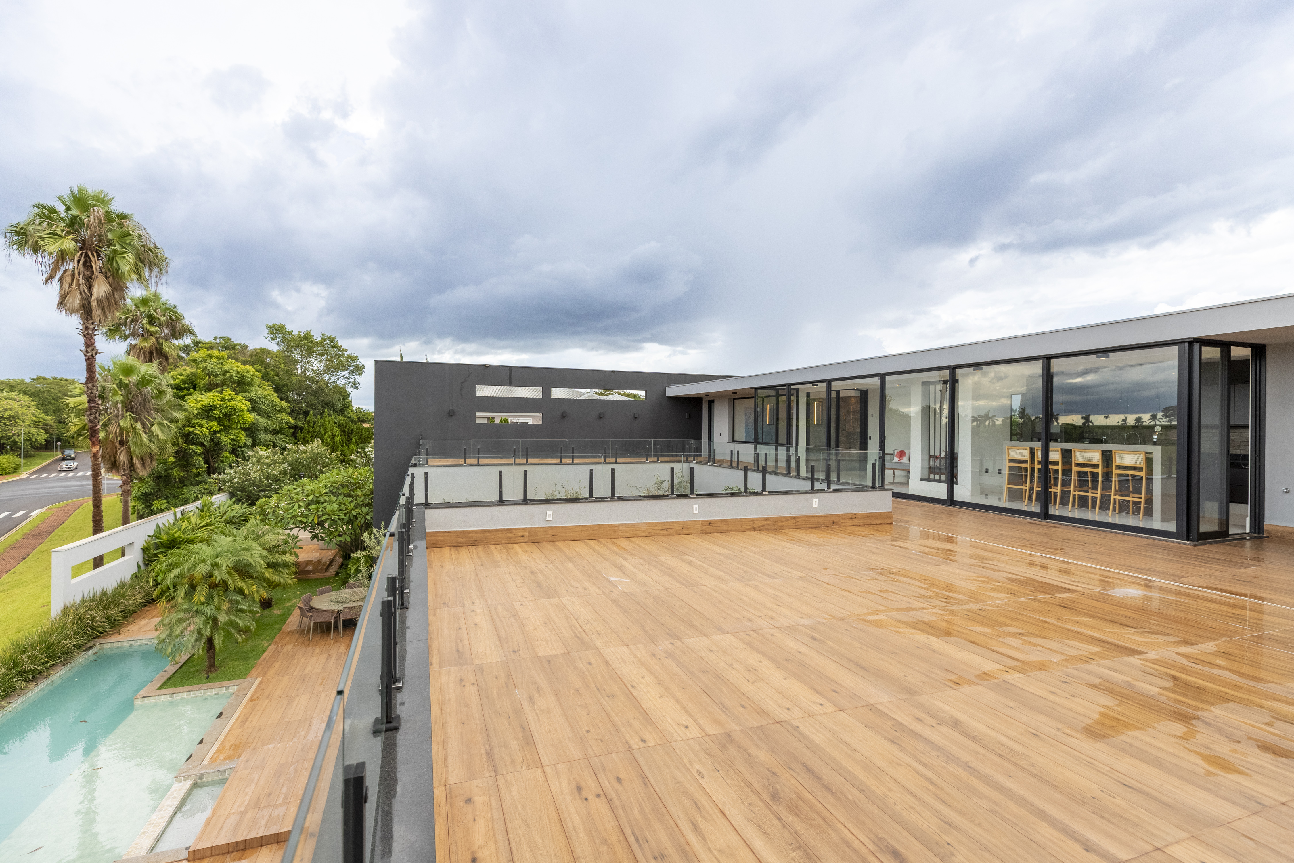 Casa &agrave; Venda Condominio Residencial Fazenda Santa Maria, 812m&sup2;, 3 Su&iacute;tes, Cravinhos/SP Rua Magnolias  CRAVINHOS - 