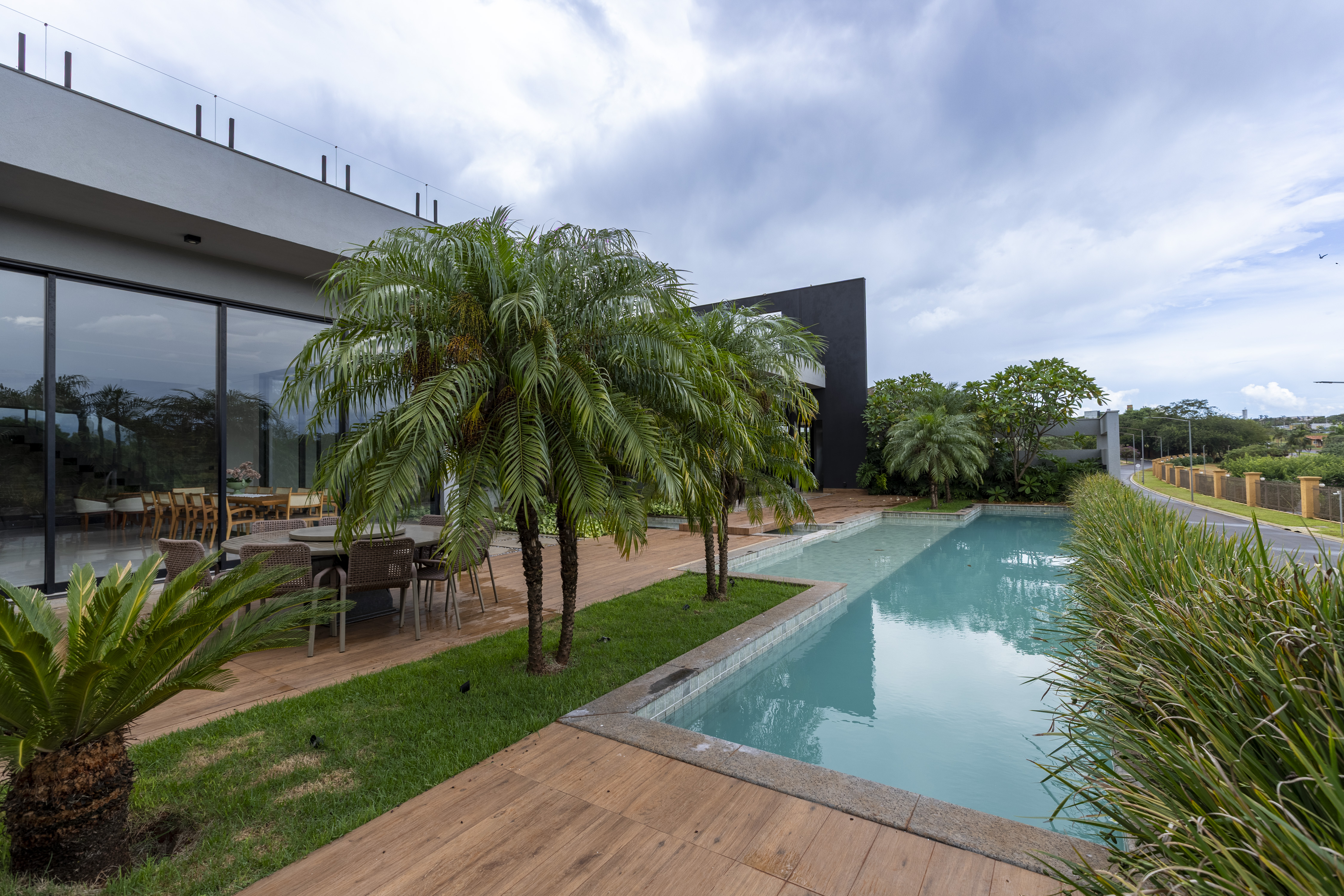 Casa &agrave; Venda Condominio Residencial Fazenda Santa Maria, 812m&sup2;, 3 Su&iacute;tes, Cravinhos/SP Rua Magnolias  CRAVINHOS - 