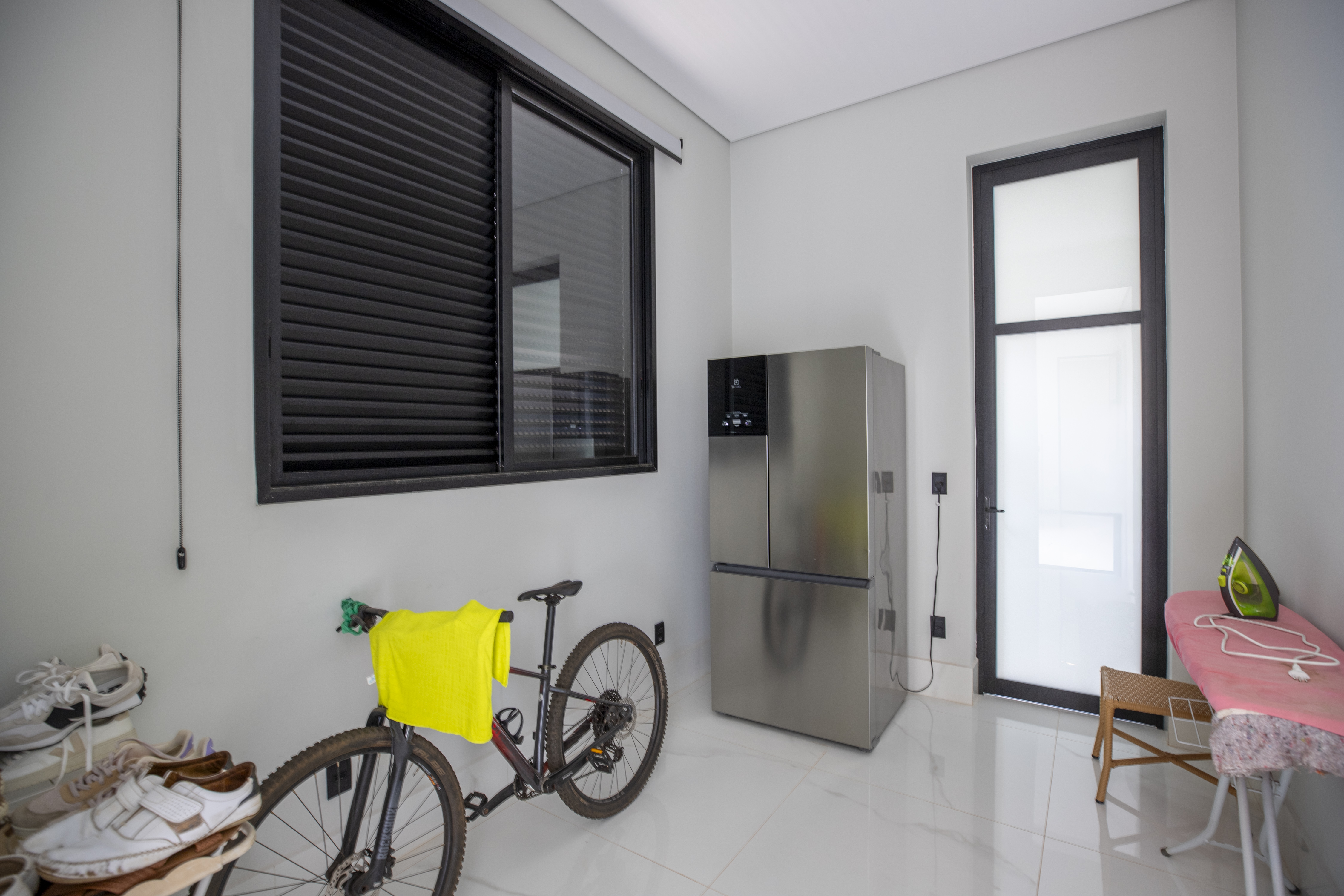 Casa &agrave; Venda Condominio Residencial Fazenda Santa Maria, 812m&sup2;, 3 Su&iacute;tes, Cravinhos/SP Rua Magnolias  CRAVINHOS - 