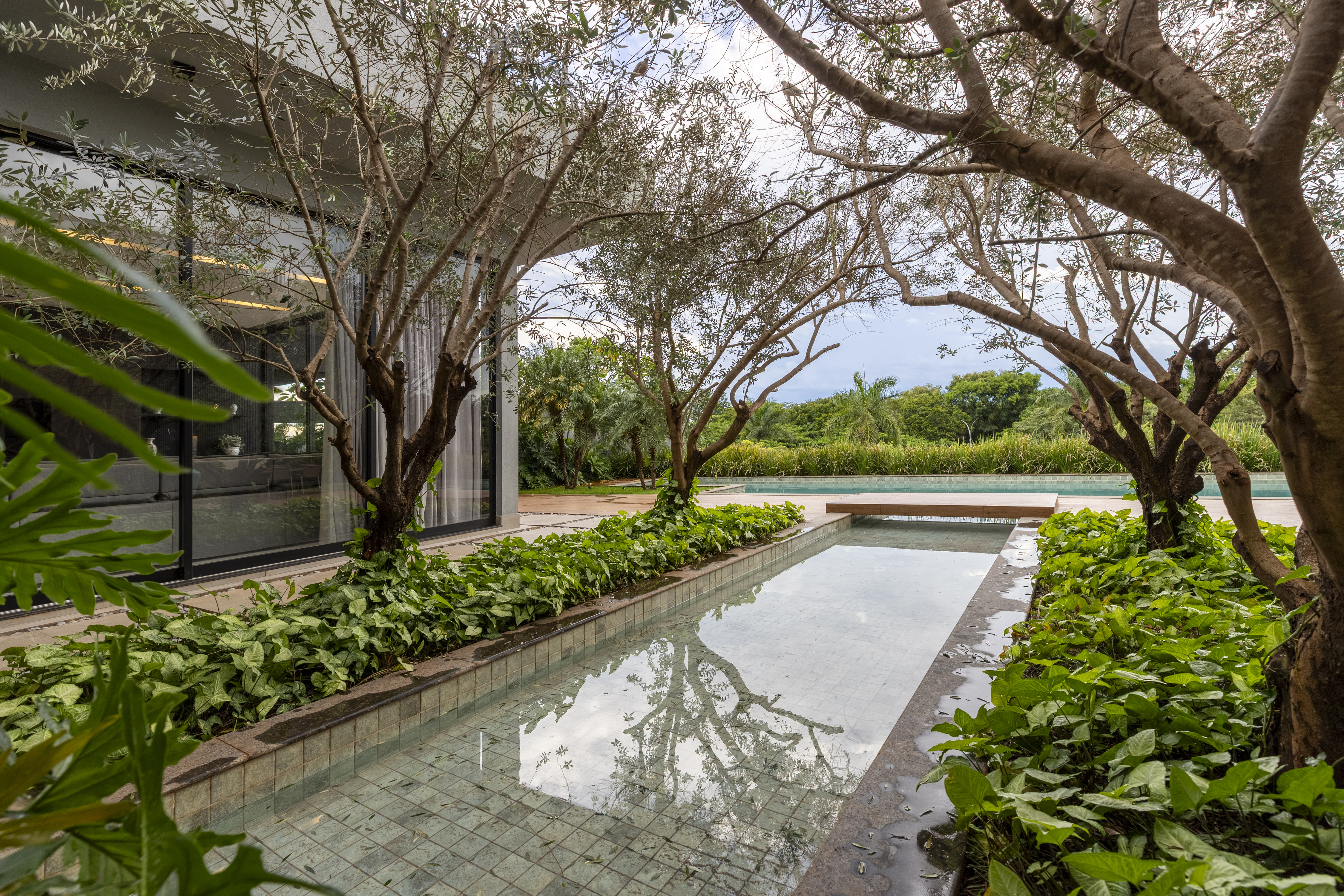 Casa &agrave; Venda Condominio Residencial Fazenda Santa Maria, 812m&sup2;, 3 Su&iacute;tes, Cravinhos/SP Rua Magnolias  CRAVINHOS - 