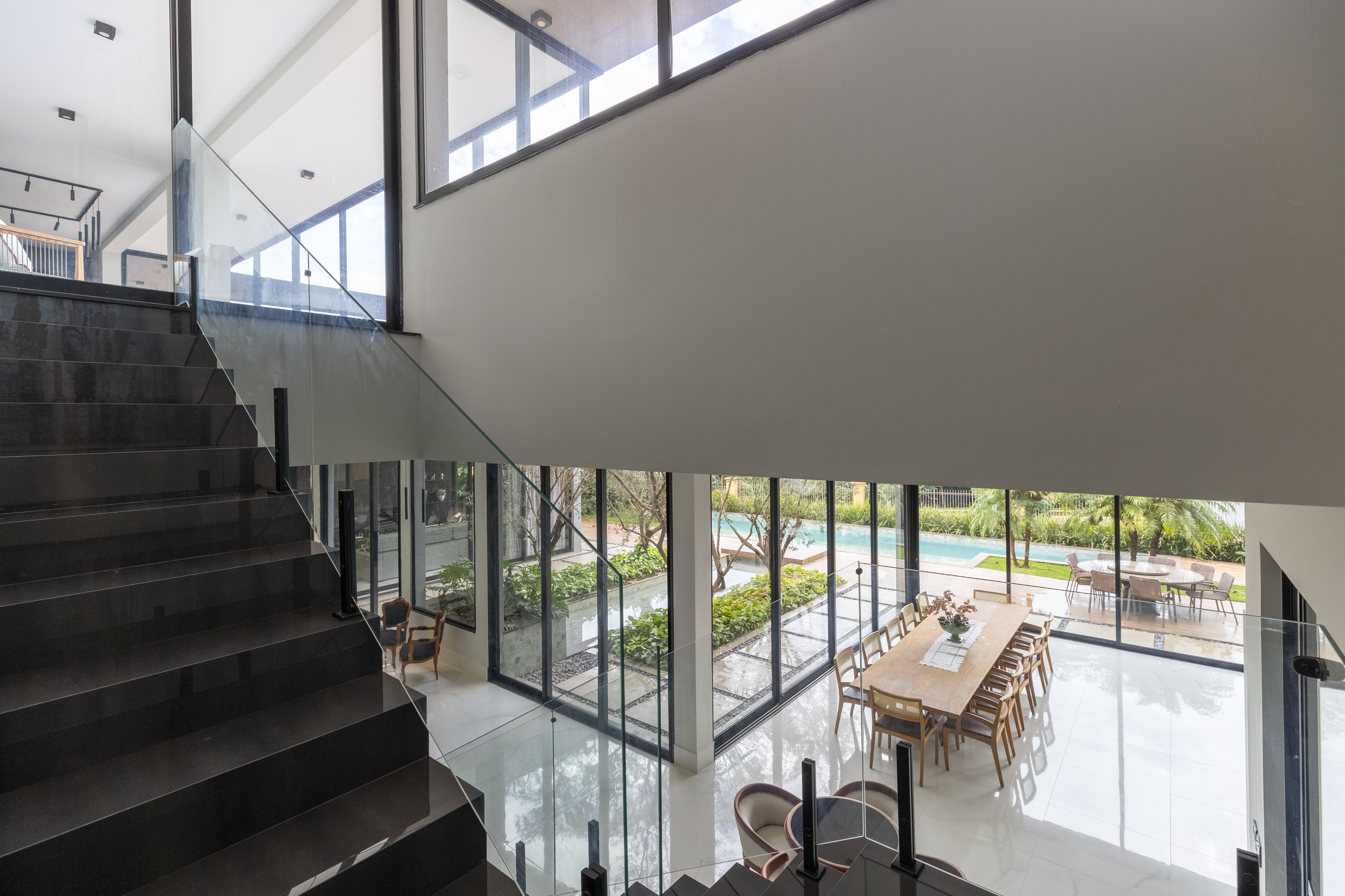 Casa &agrave; Venda Condominio Residencial Fazenda Santa Maria, 812m&sup2;, 3 Su&iacute;tes, Cravinhos/SP Rua Magnolias  CRAVINHOS - 