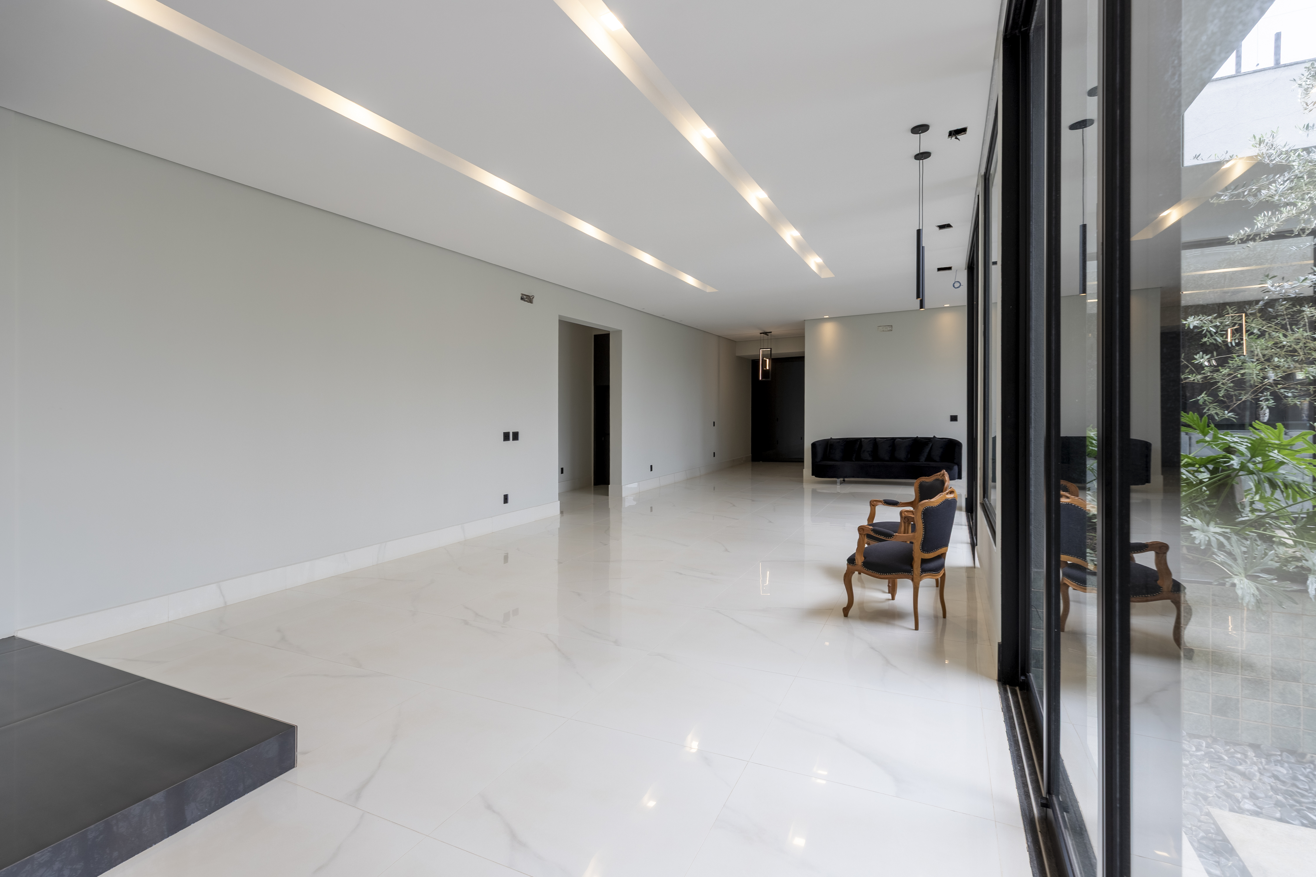 Casa &agrave; Venda Condominio Residencial Fazenda Santa Maria, 812m&sup2;, 3 Su&iacute;tes, Cravinhos/SP Rua Magnolias  CRAVINHOS - 