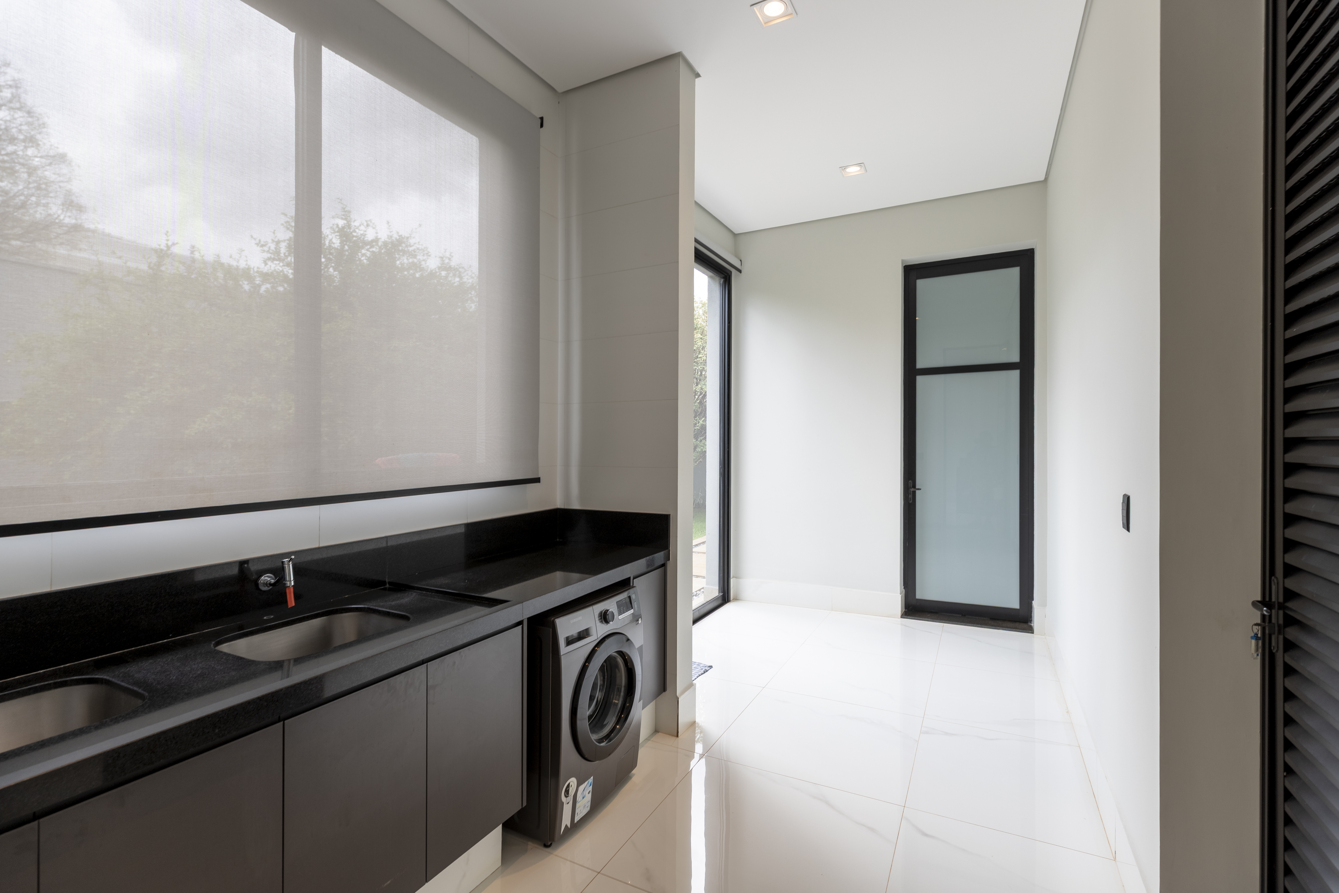 Casa &agrave; Venda Condominio Residencial Fazenda Santa Maria, 812m&sup2;, 3 Su&iacute;tes, Cravinhos/SP Rua Magnolias  CRAVINHOS - 