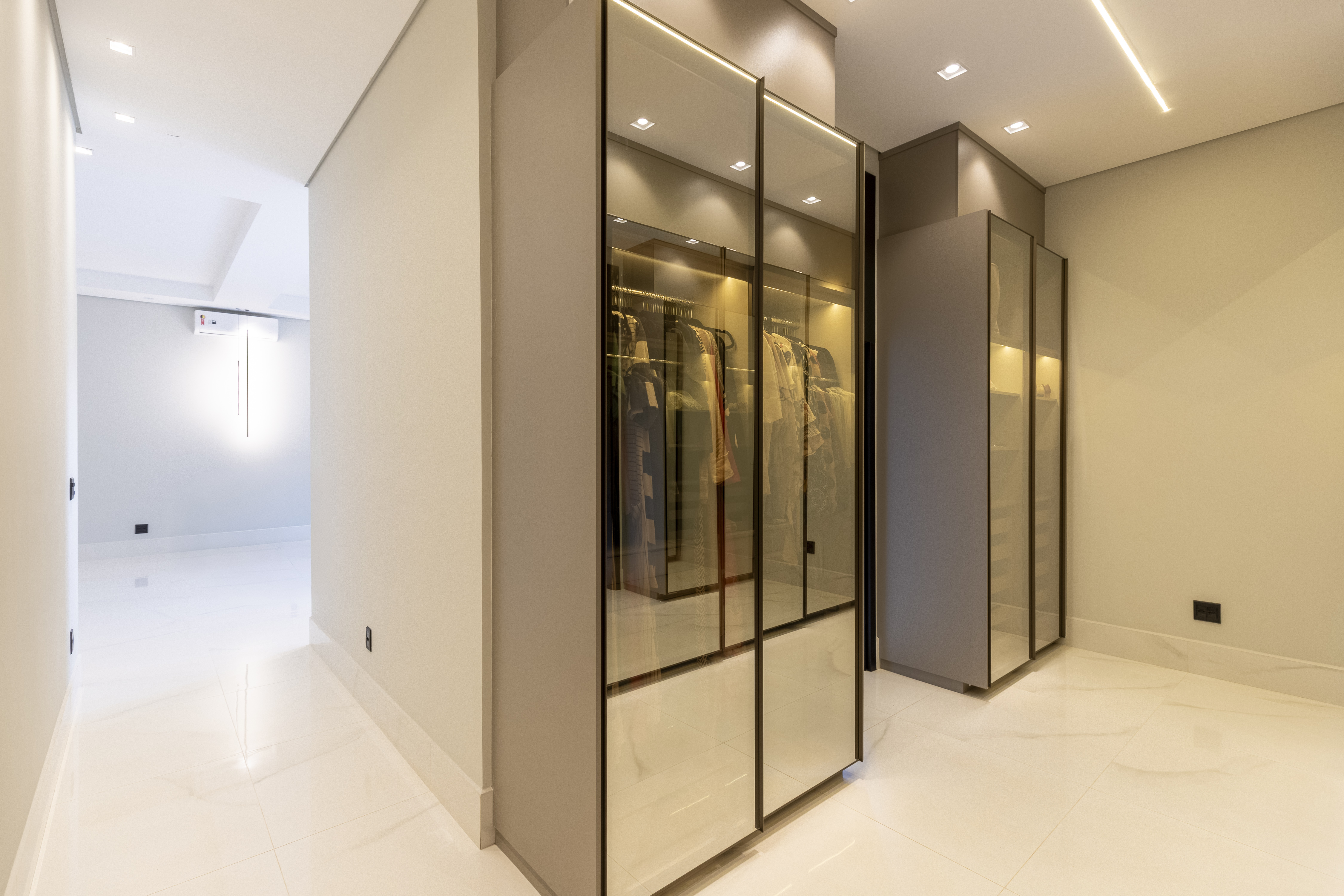 Casa &agrave; Venda Condominio Residencial Fazenda Santa Maria, 812m&sup2;, 3 Su&iacute;tes, Cravinhos/SP Rua Magnolias  CRAVINHOS - 