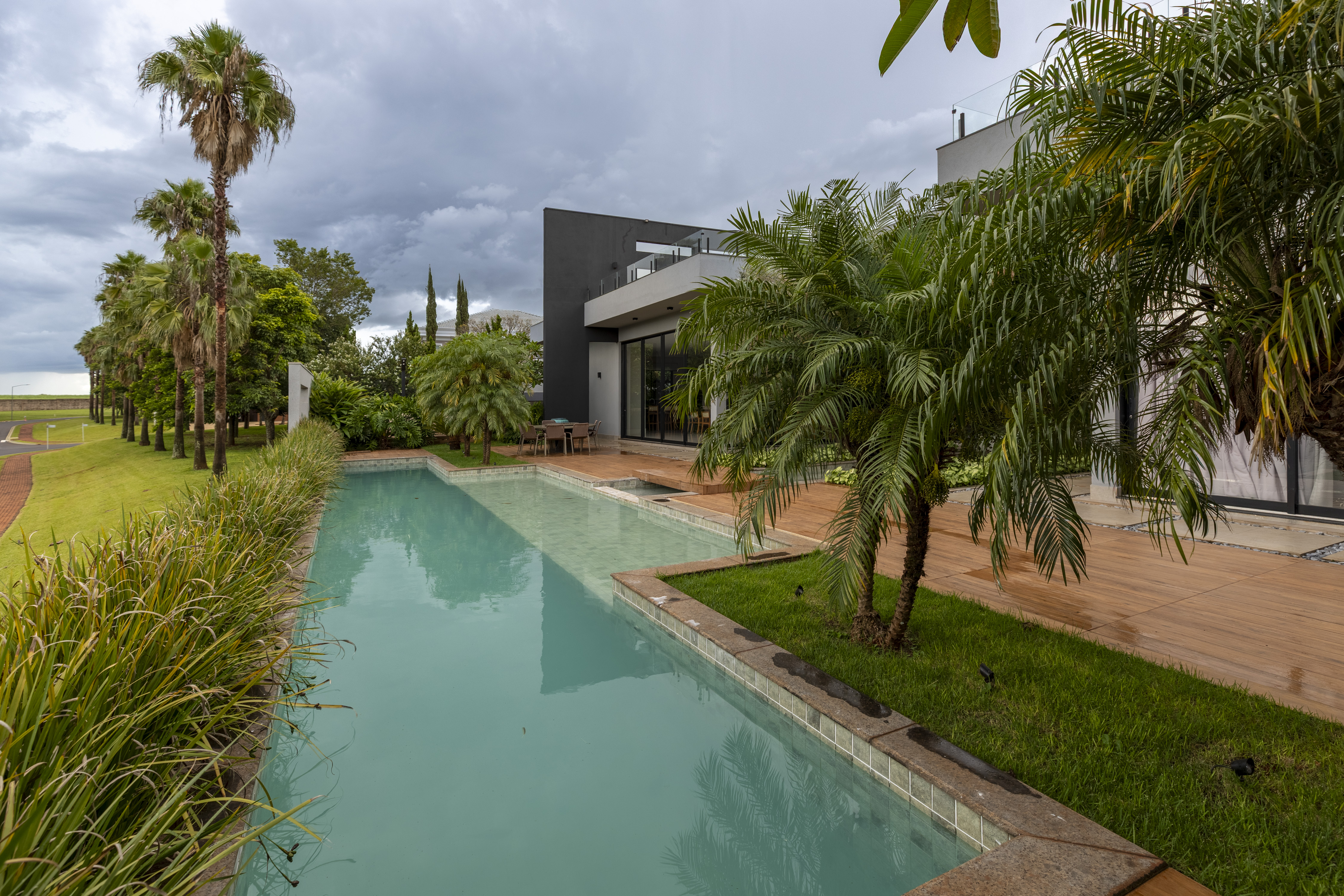 Casa &agrave; Venda Condominio Residencial Fazenda Santa Maria, 812m&sup2;, 3 Su&iacute;tes, Cravinhos/SP Rua Magnolias  CRAVINHOS - 