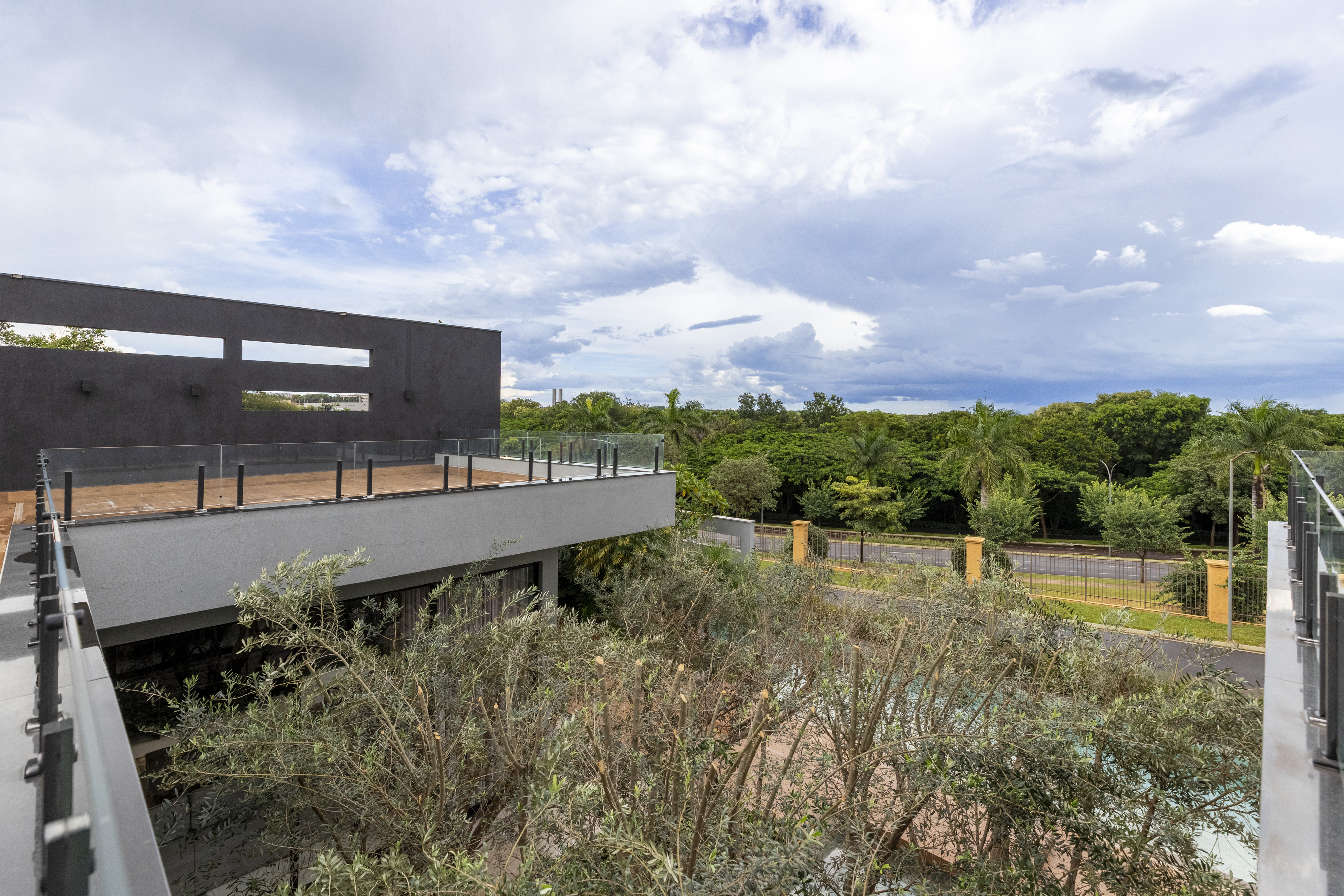 Casa &agrave; Venda Condominio Residencial Fazenda Santa Maria, 812m&sup2;, 3 Su&iacute;tes, Cravinhos/SP Rua Magnolias  CRAVINHOS - 