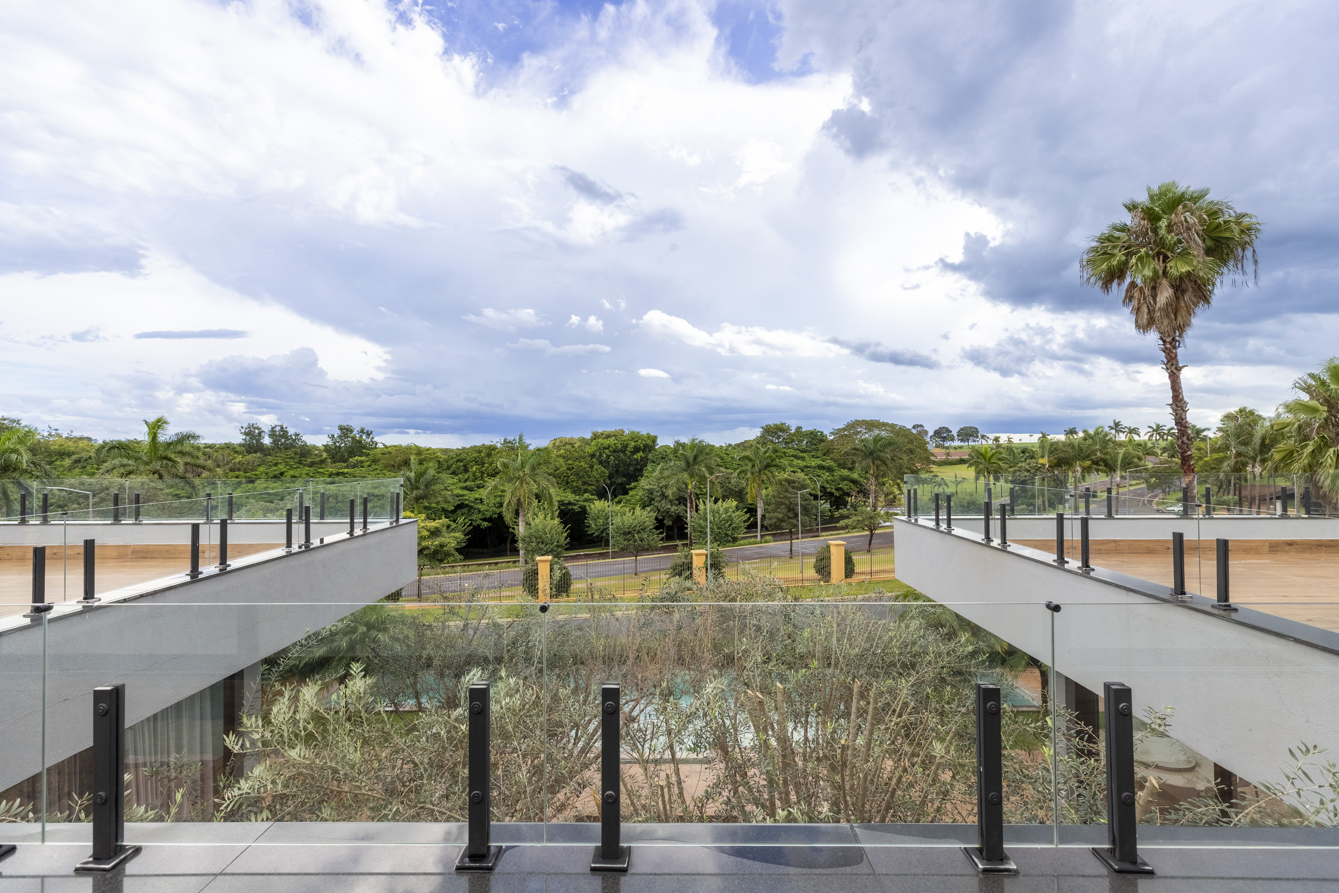 Casa &agrave; Venda Condominio Residencial Fazenda Santa Maria, 812m&sup2;, 3 Su&iacute;tes, Cravinhos/SP Rua Magnolias  CRAVINHOS - 