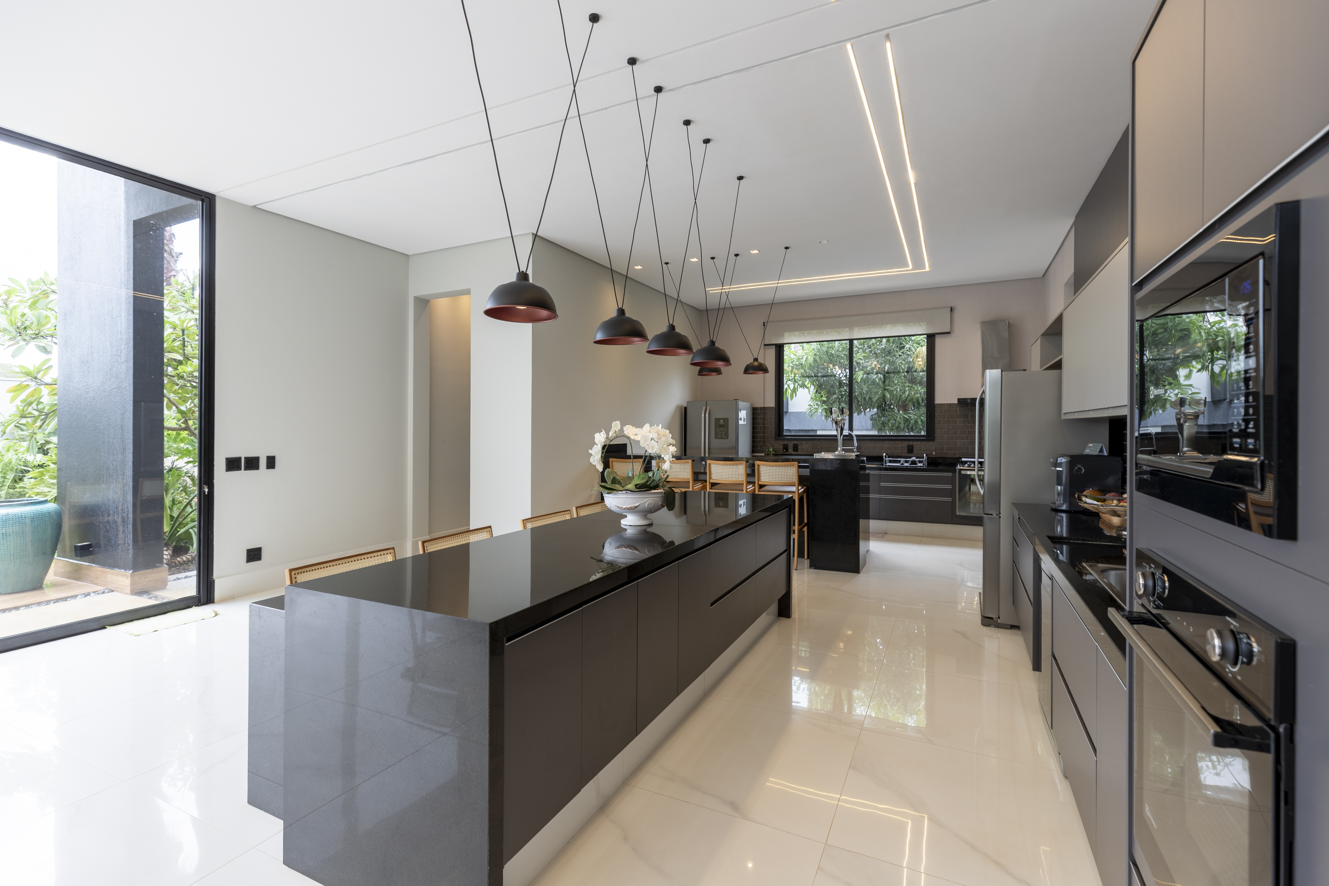 Casa &agrave; Venda Condominio Residencial Fazenda Santa Maria, 812m&sup2;, 3 Su&iacute;tes, Cravinhos/SP Rua Magnolias  CRAVINHOS - 