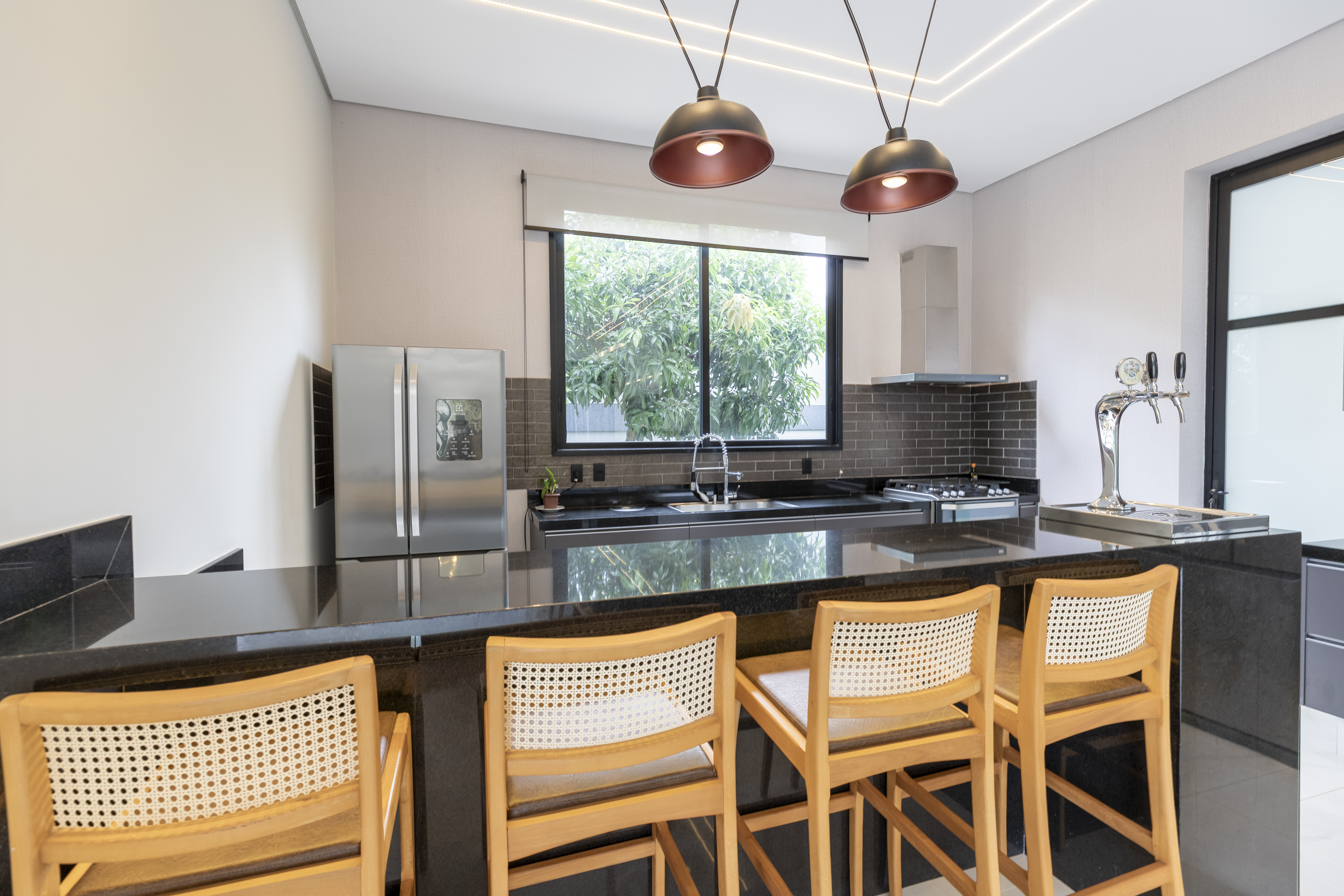 Casa &agrave; Venda Condominio Residencial Fazenda Santa Maria, 812m&sup2;, 3 Su&iacute;tes, Cravinhos/SP Rua Magnolias  CRAVINHOS - 