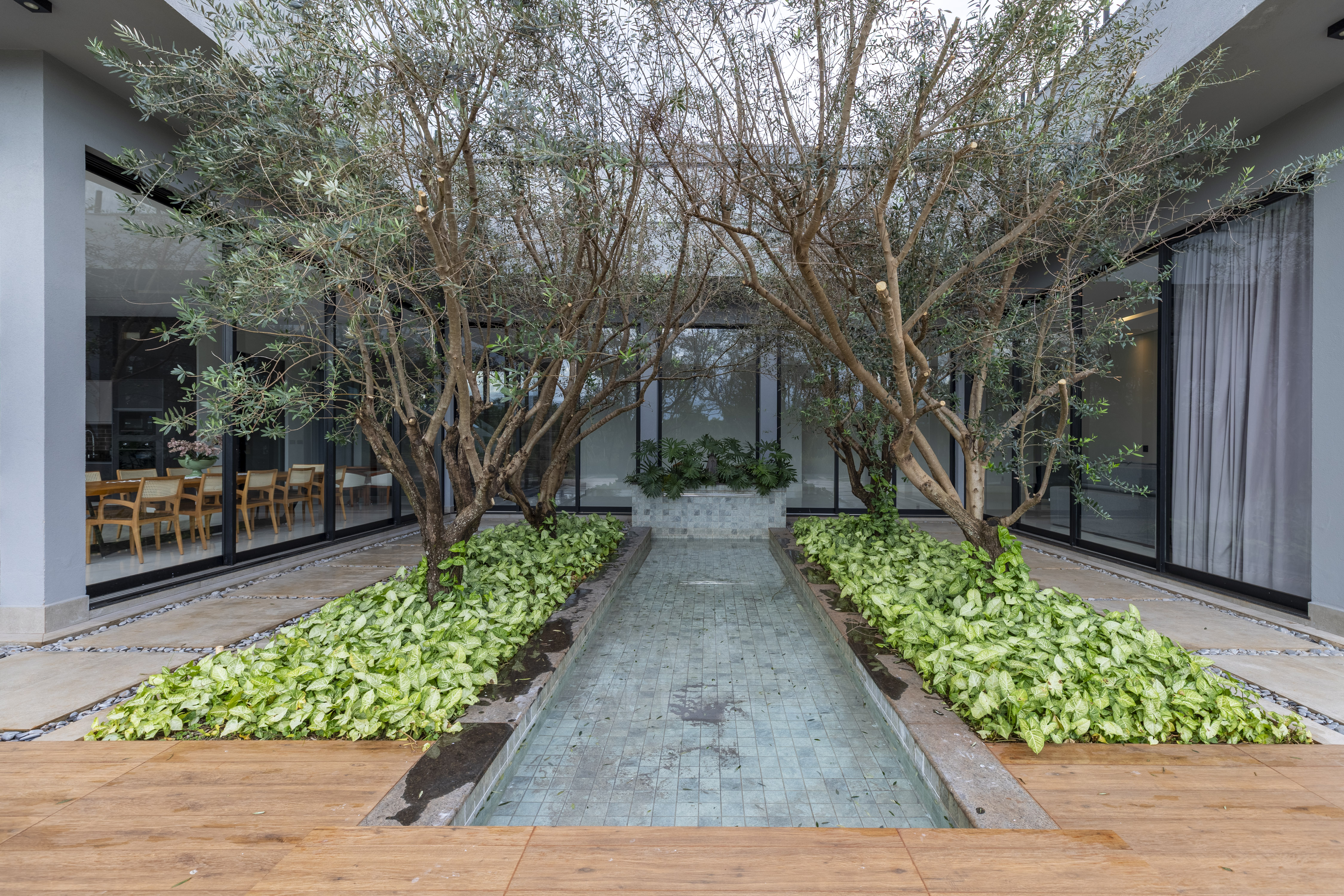 Casa &agrave; Venda Condominio Residencial Fazenda Santa Maria, 812m&sup2;, 3 Su&iacute;tes, Cravinhos/SP Rua Magnolias  CRAVINHOS - 