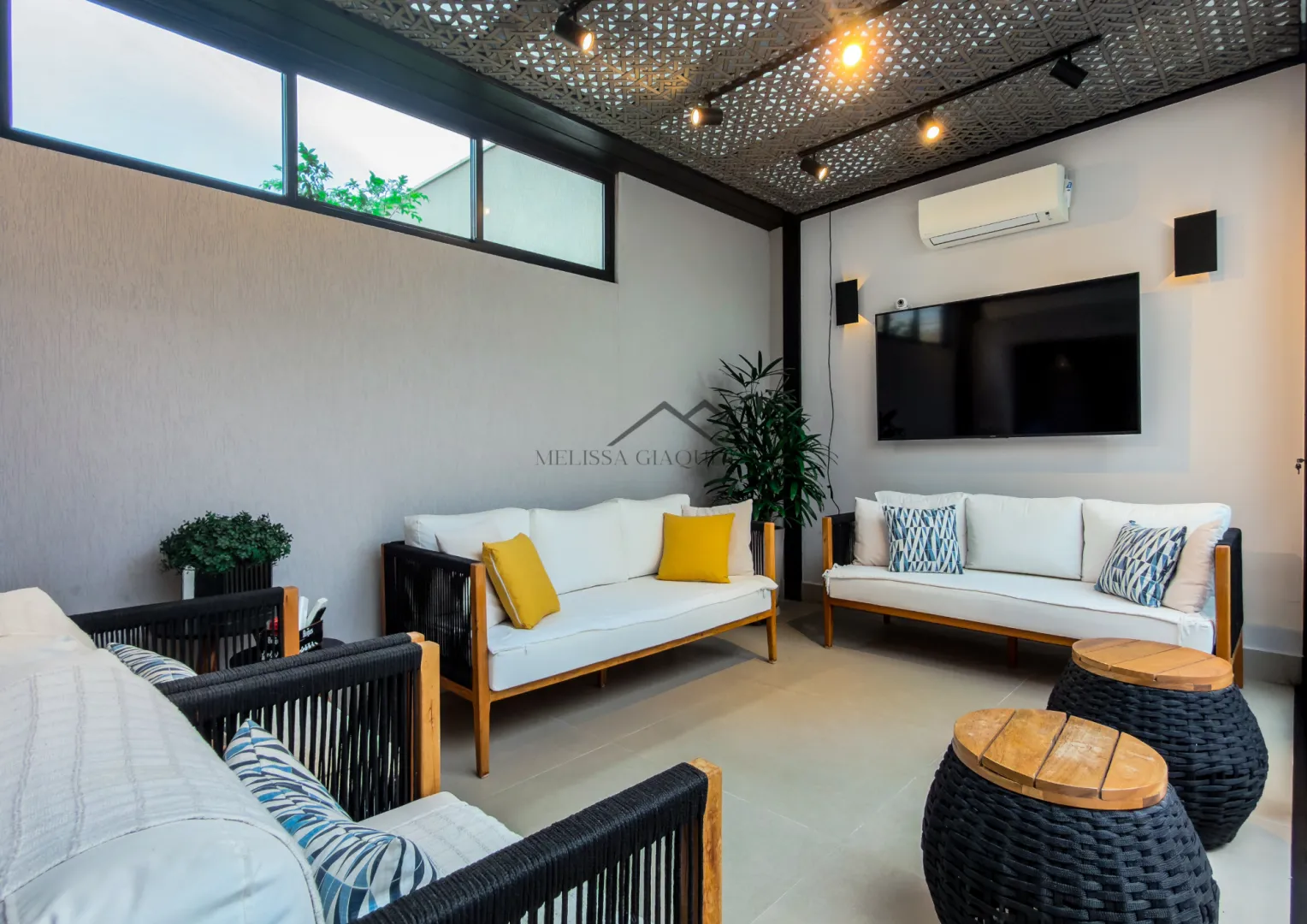 Tambor&eacute; 7 - Casa Alto Padr&atilde;o  - - 