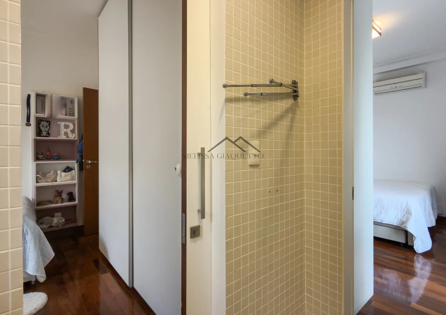 Tambor&eacute; 7 - Casa Alto Padr&atilde;o  - - 