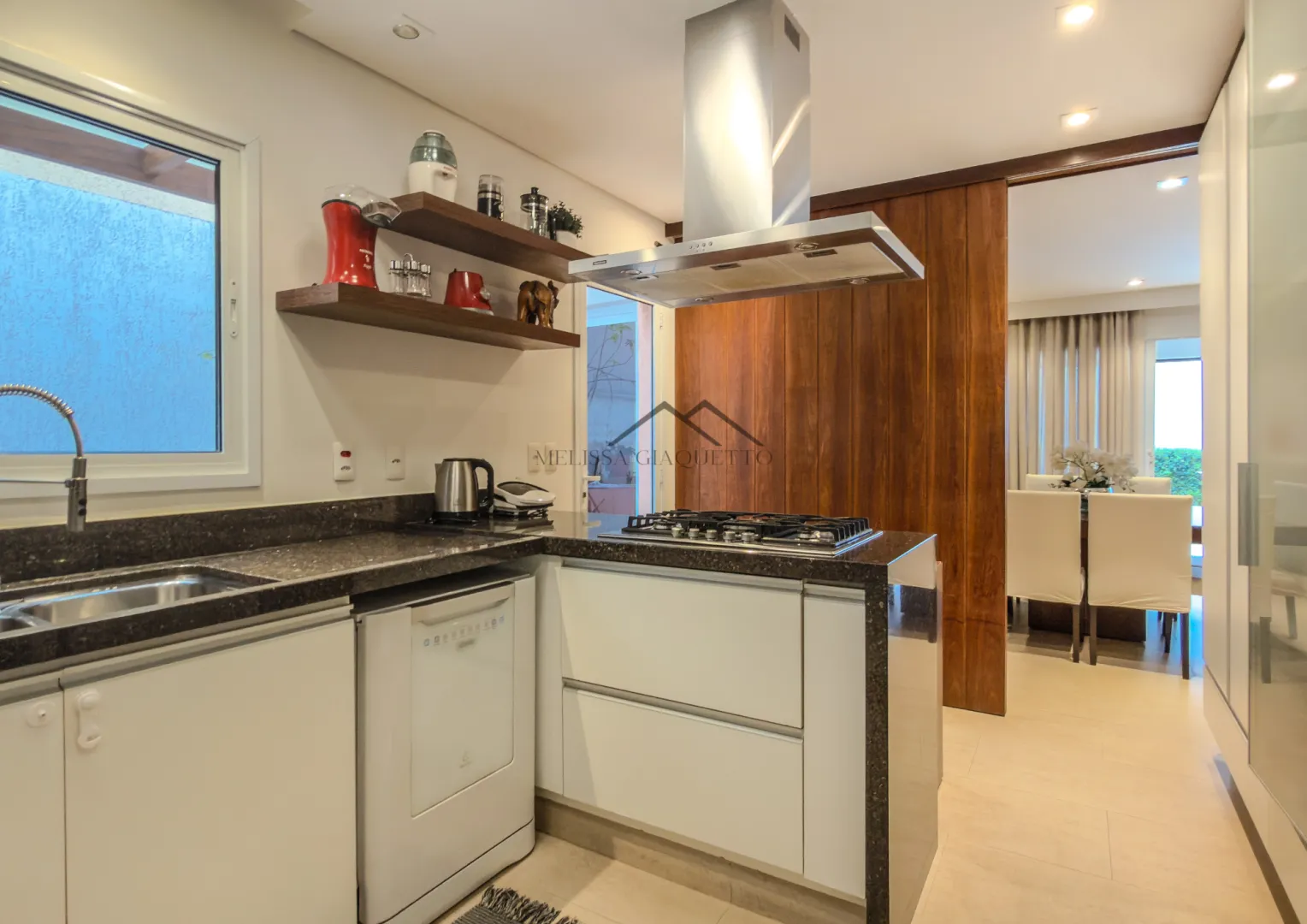 Tambor&eacute; 7 - Casa Alto Padr&atilde;o  - - 
