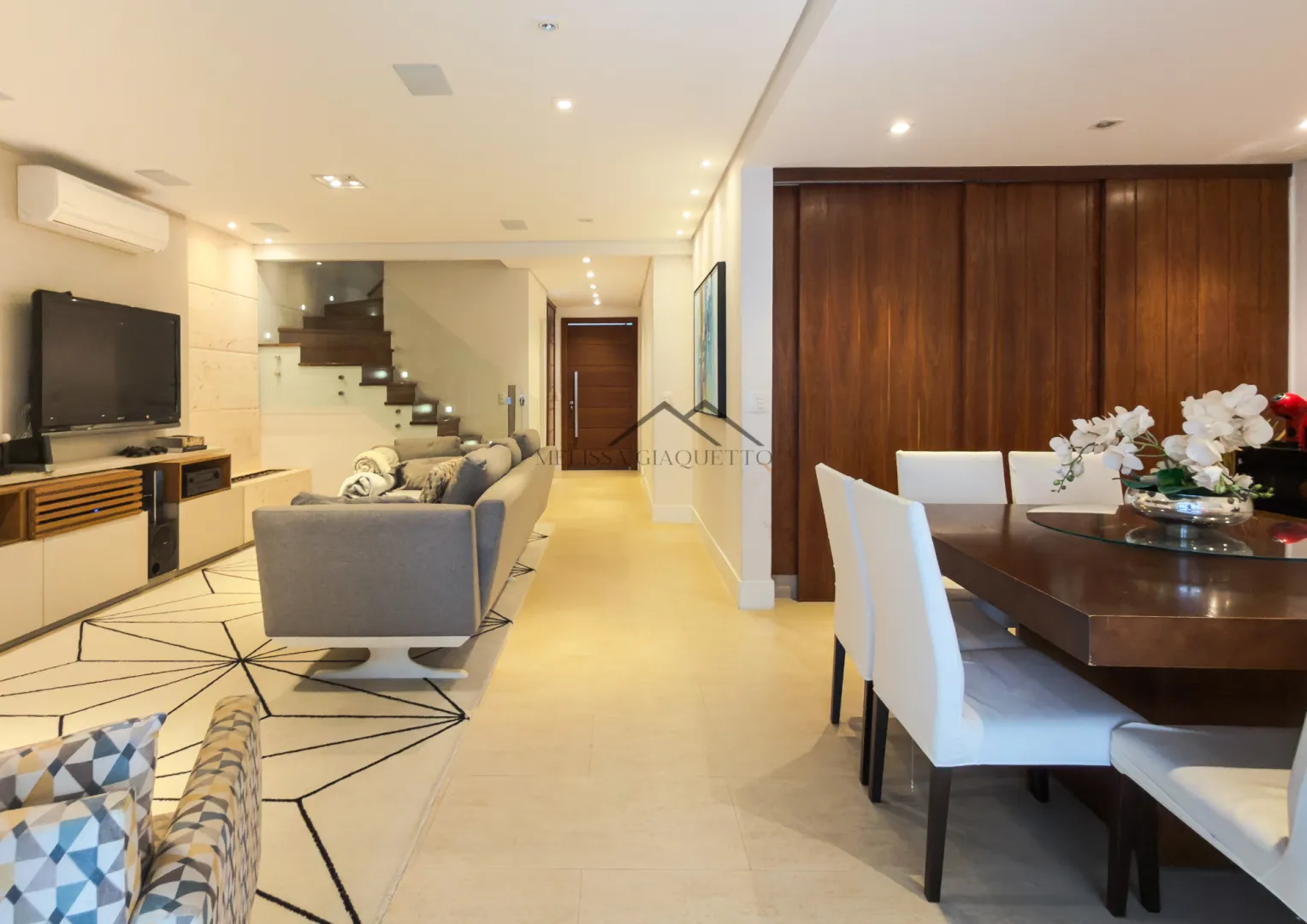 Tambor&eacute; 7 - Casa Alto Padr&atilde;o  - - 