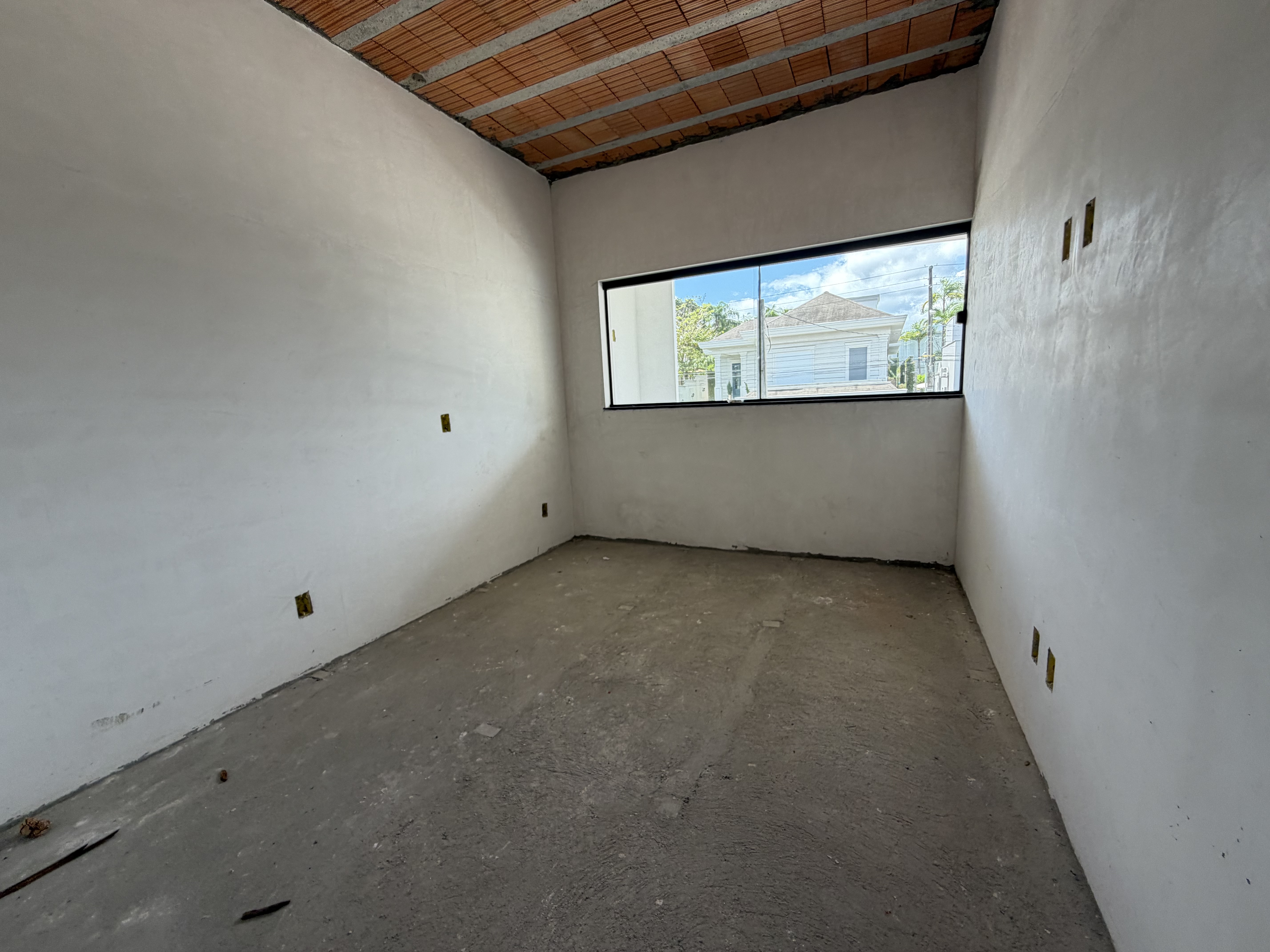 Casa Nova em Timb&oacute;, 4 dormit&oacute;rios sendo 2 su&iacute;tes, lareira, 2 vagas garagem!  Timbó - 