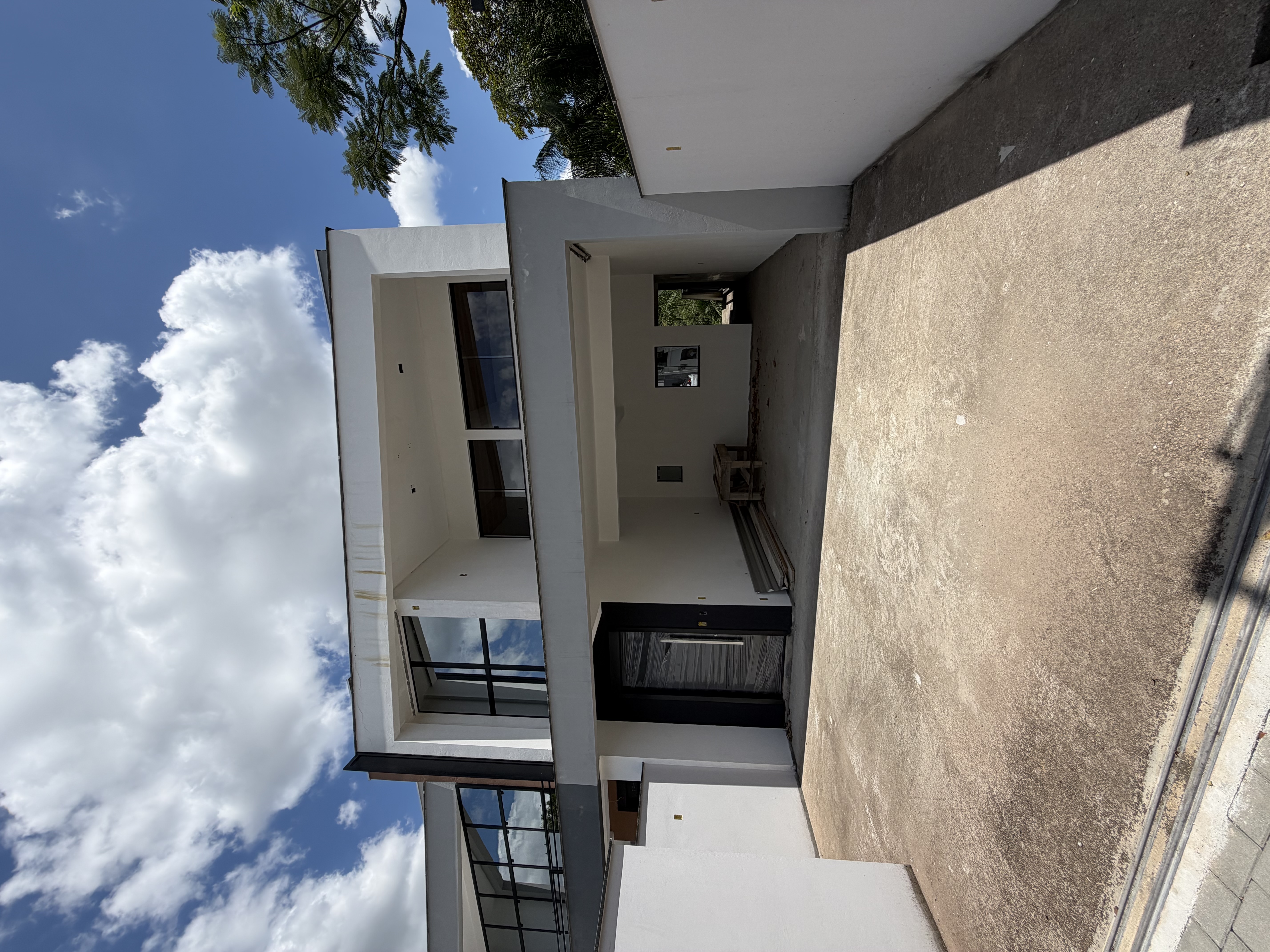 Casa Nova em Timb&oacute;, 4 dormit&oacute;rios sendo 2 su&iacute;tes, lareira, 2 vagas garagem!  Timbó - 