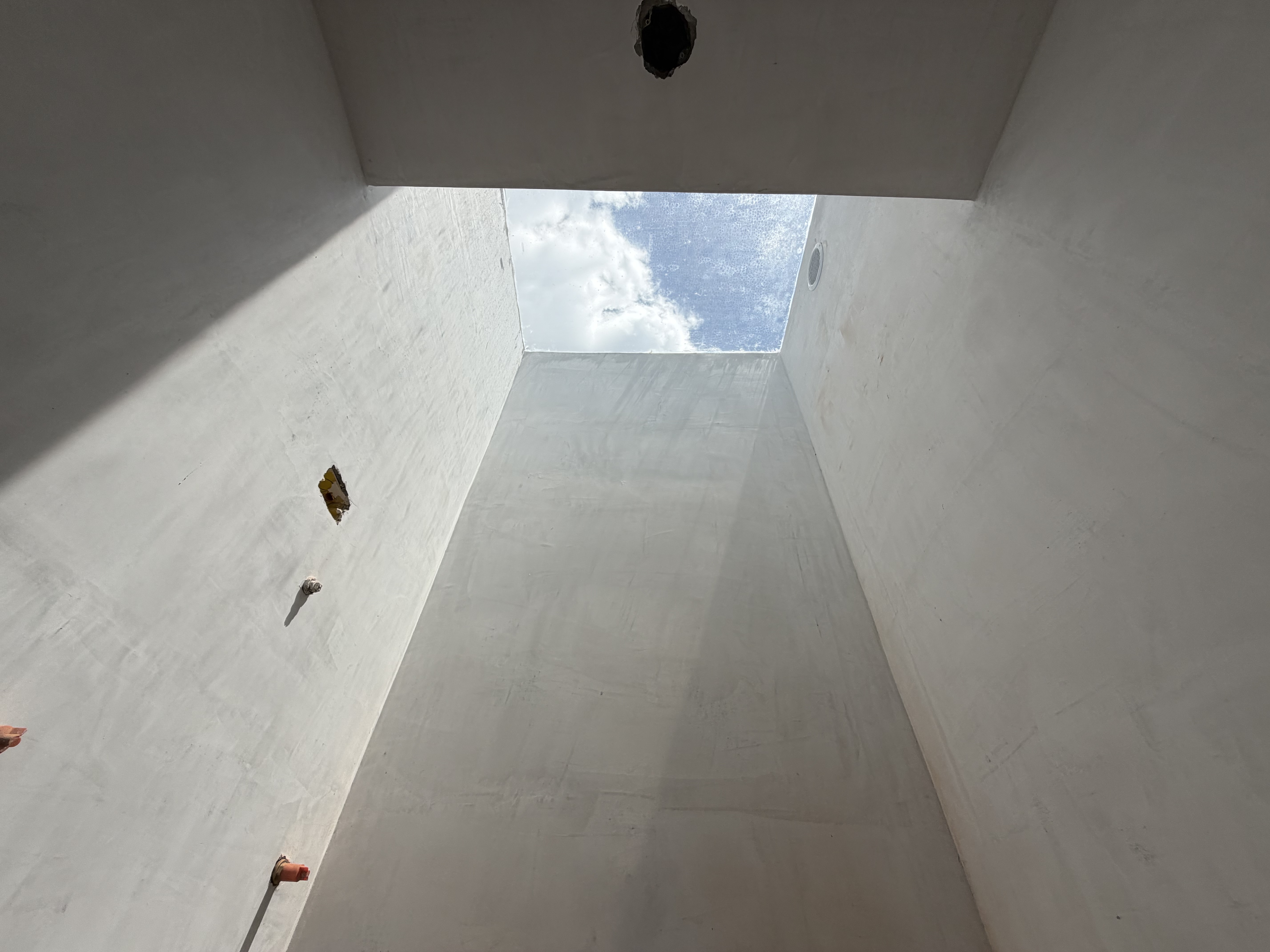 Casa Nova em Timb&oacute;, 4 dormit&oacute;rios sendo 2 su&iacute;tes, lareira, 2 vagas garagem!  Timbó - 