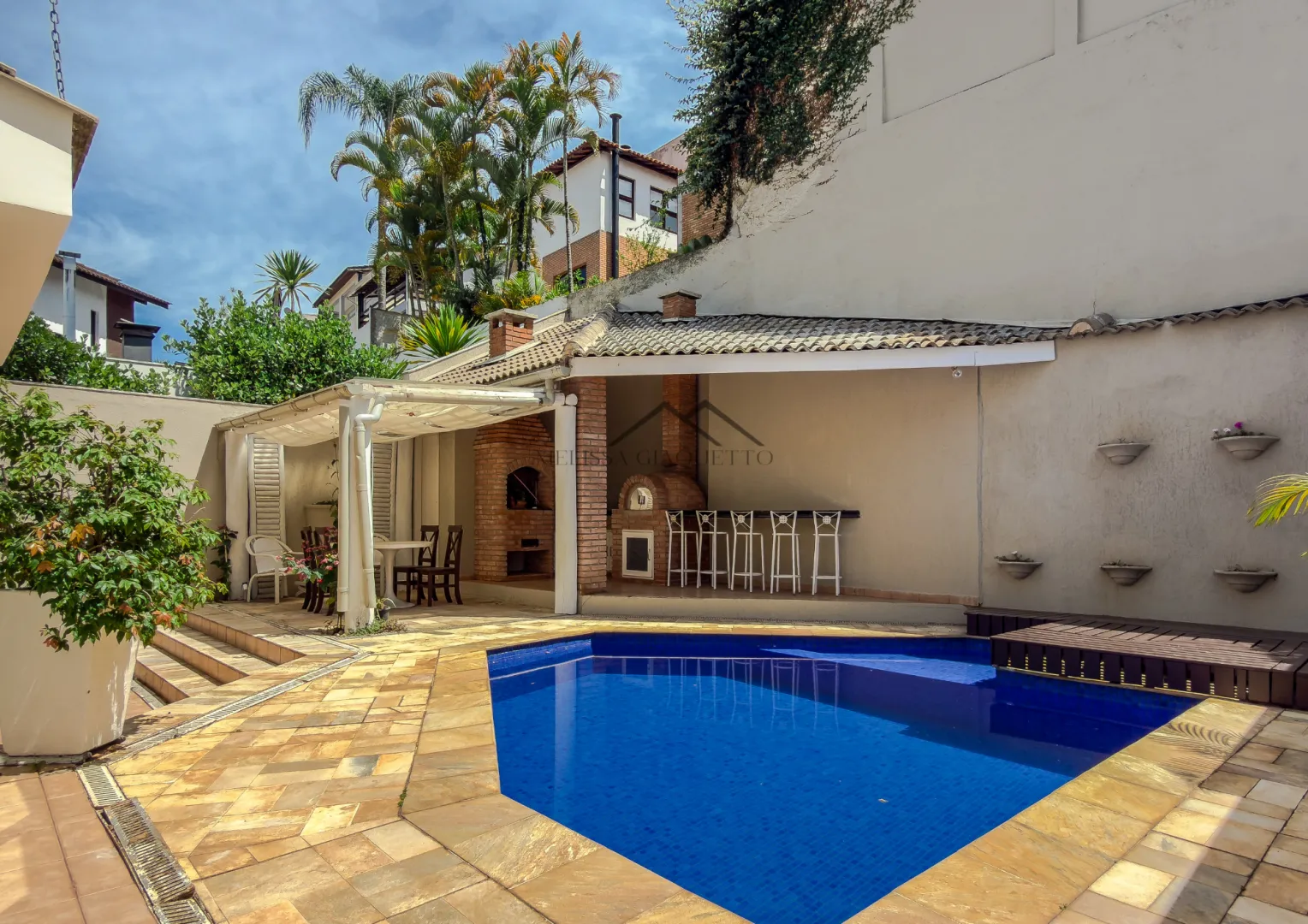 Alpha 3 - Casa Alto Padr&atilde;o  - - 