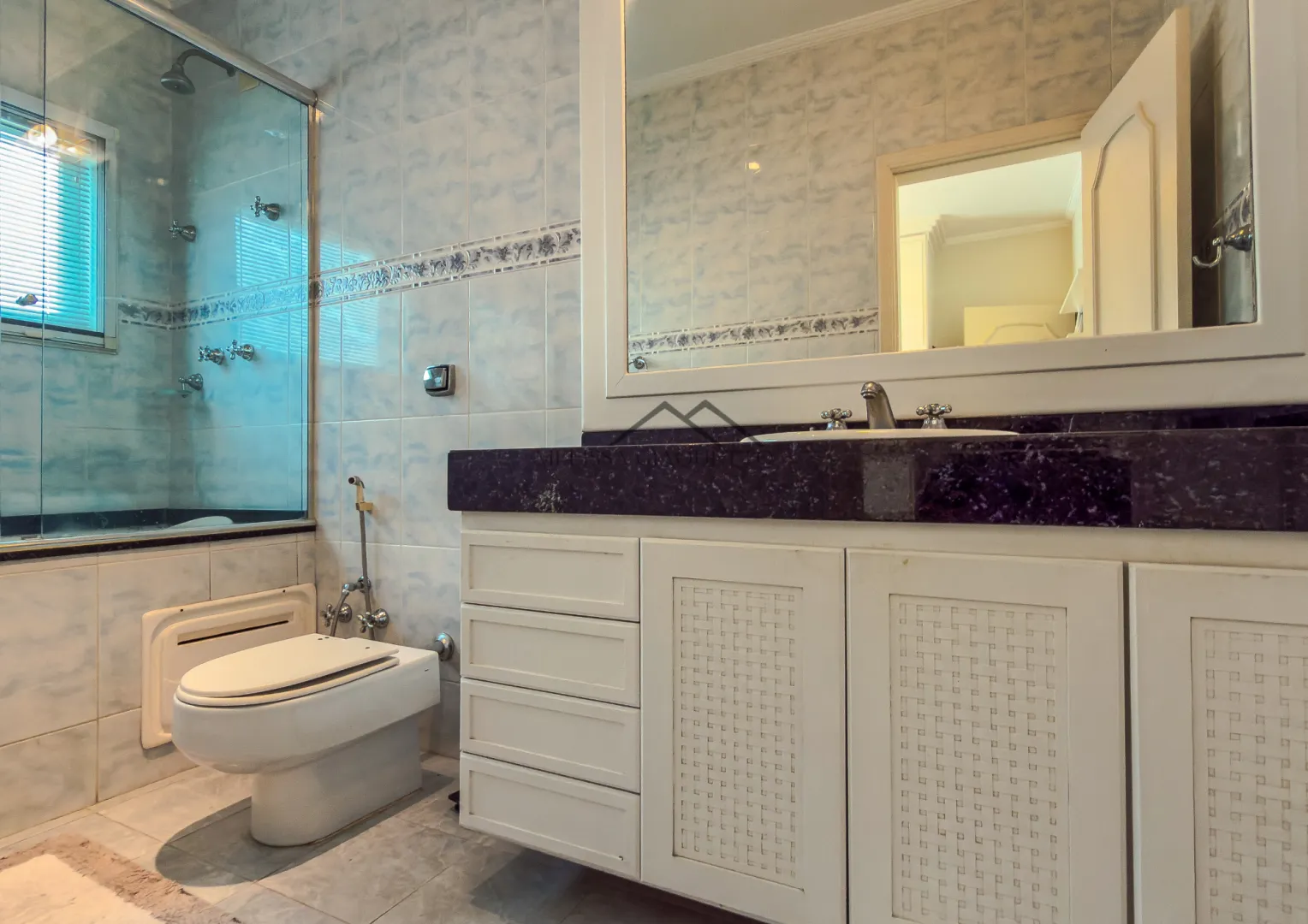 Alpha 3 - Casa Alto Padr&atilde;o  - - 